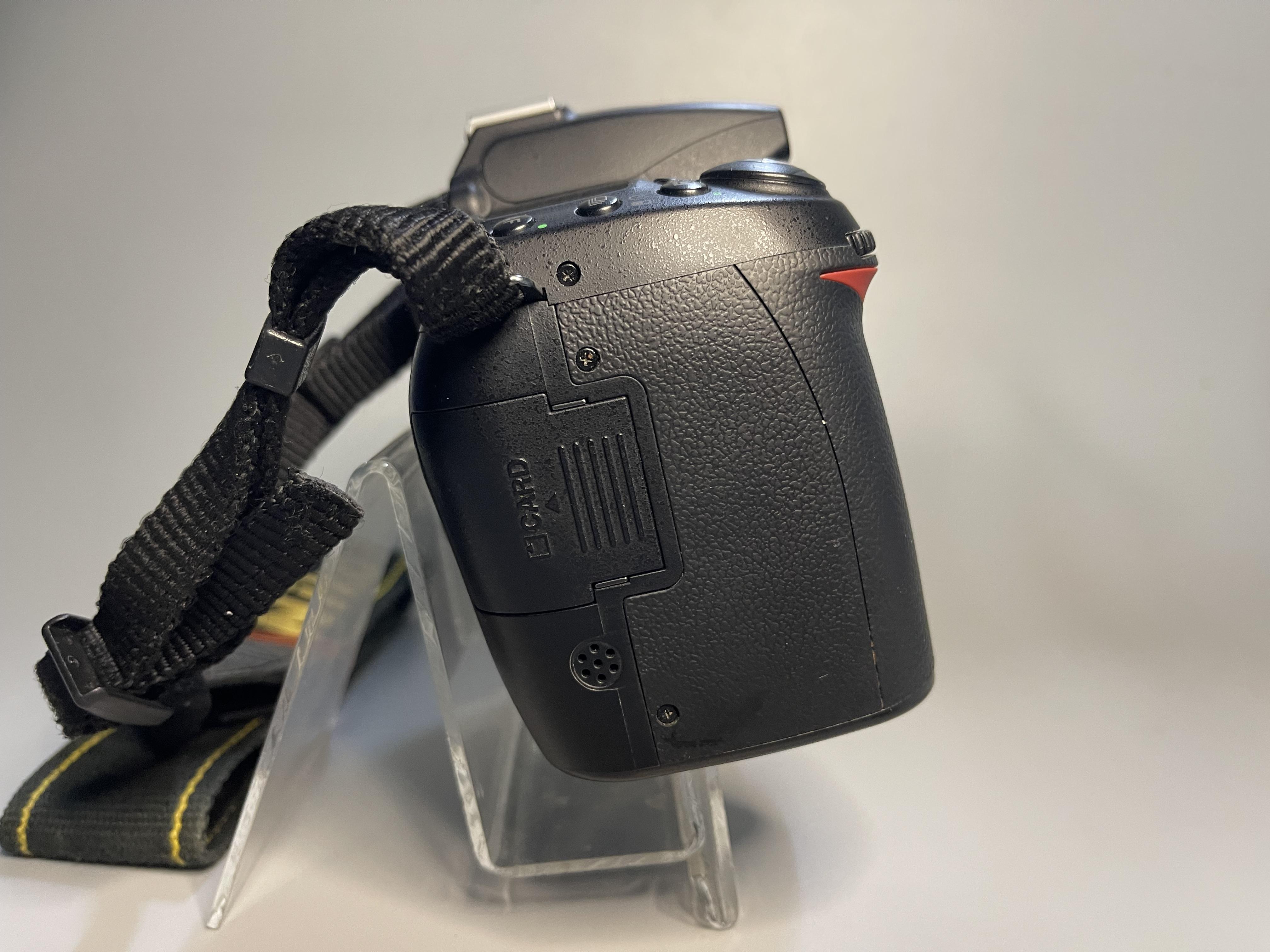 ขายกล้องNikon D90 (body)DSLRยอดนิยมในอดีต สวยคัดพิเศษ แถมGripใช้น้อยขัตเตอร์ 17873