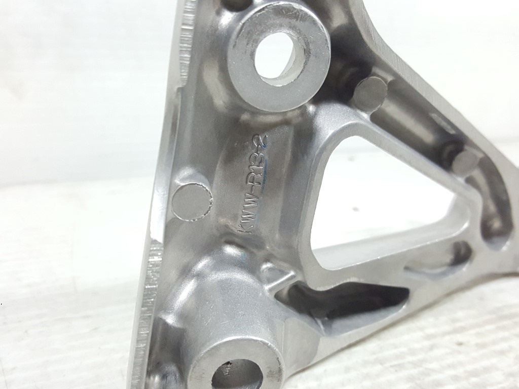 (wave 110 i) ชุดขายึดพักเท้าหลัง Honda Wave 110 i แท้