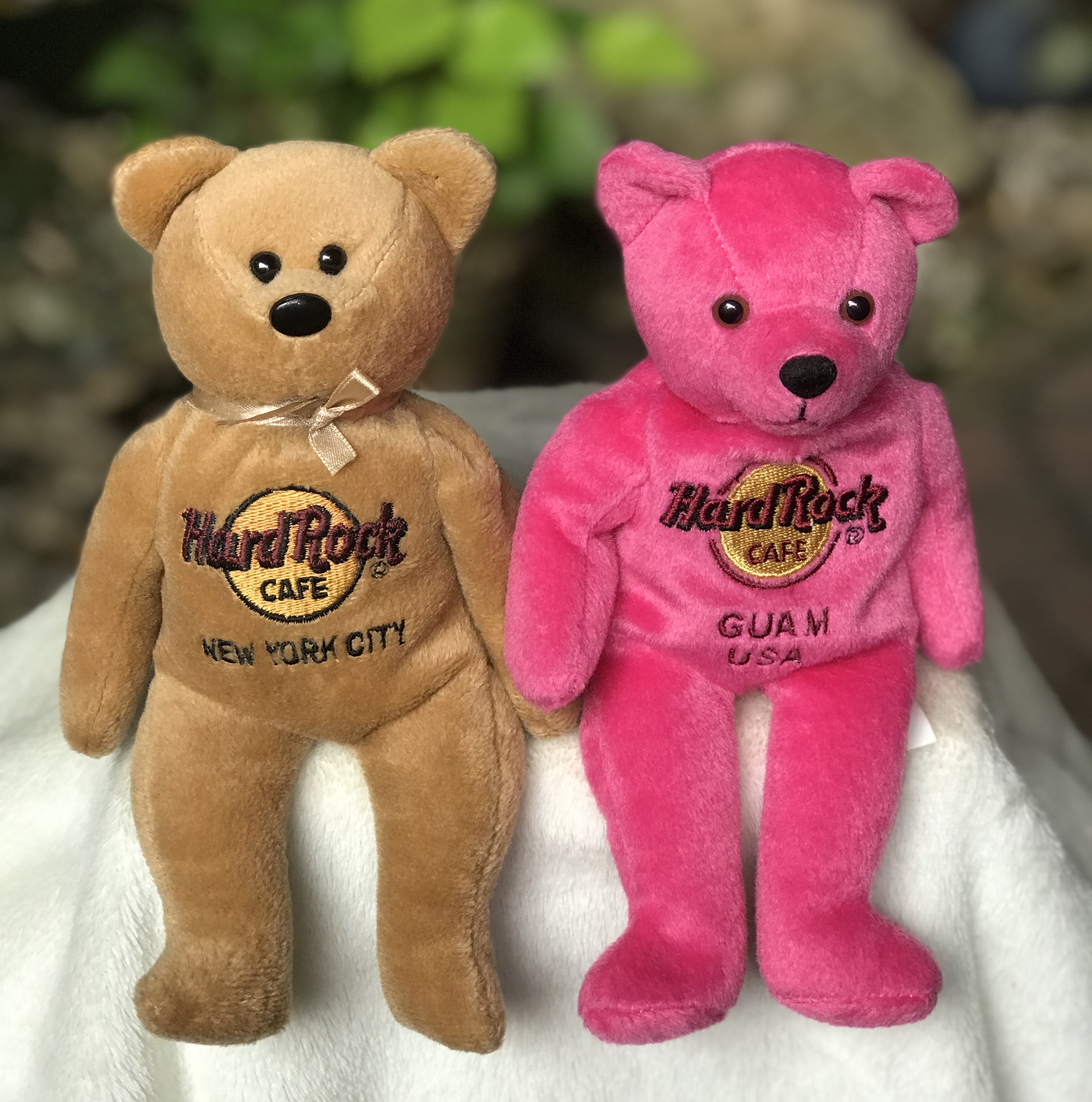 ราคาต่อชิ้น ￼ตุ๊กตาหมี 8 นิ้ว Rare Hard Rock Cafe NEW YORK CITY ISAAC BEARA TEDDY BEAR /Teddy Bear GUAM USA 2008 Collection