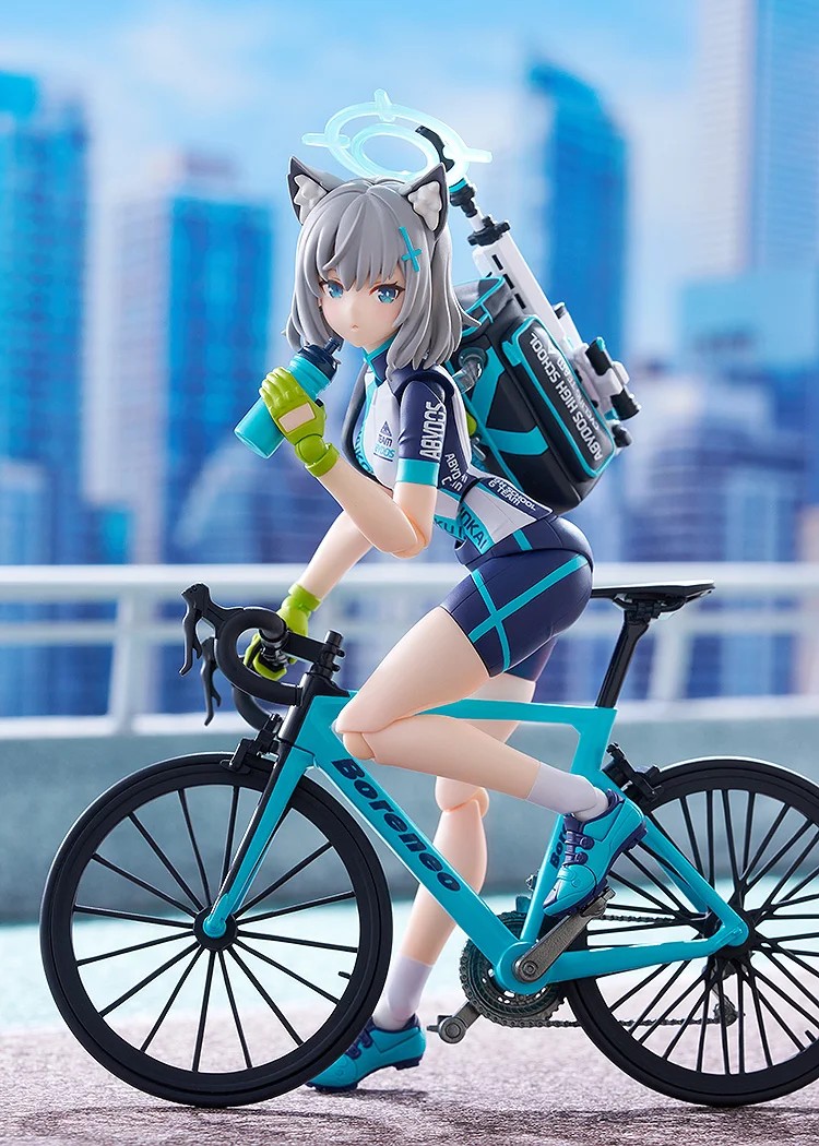 "Pre-Order" [644-DX] figma Shiroko Sunaookami (Cycling) DX Edition