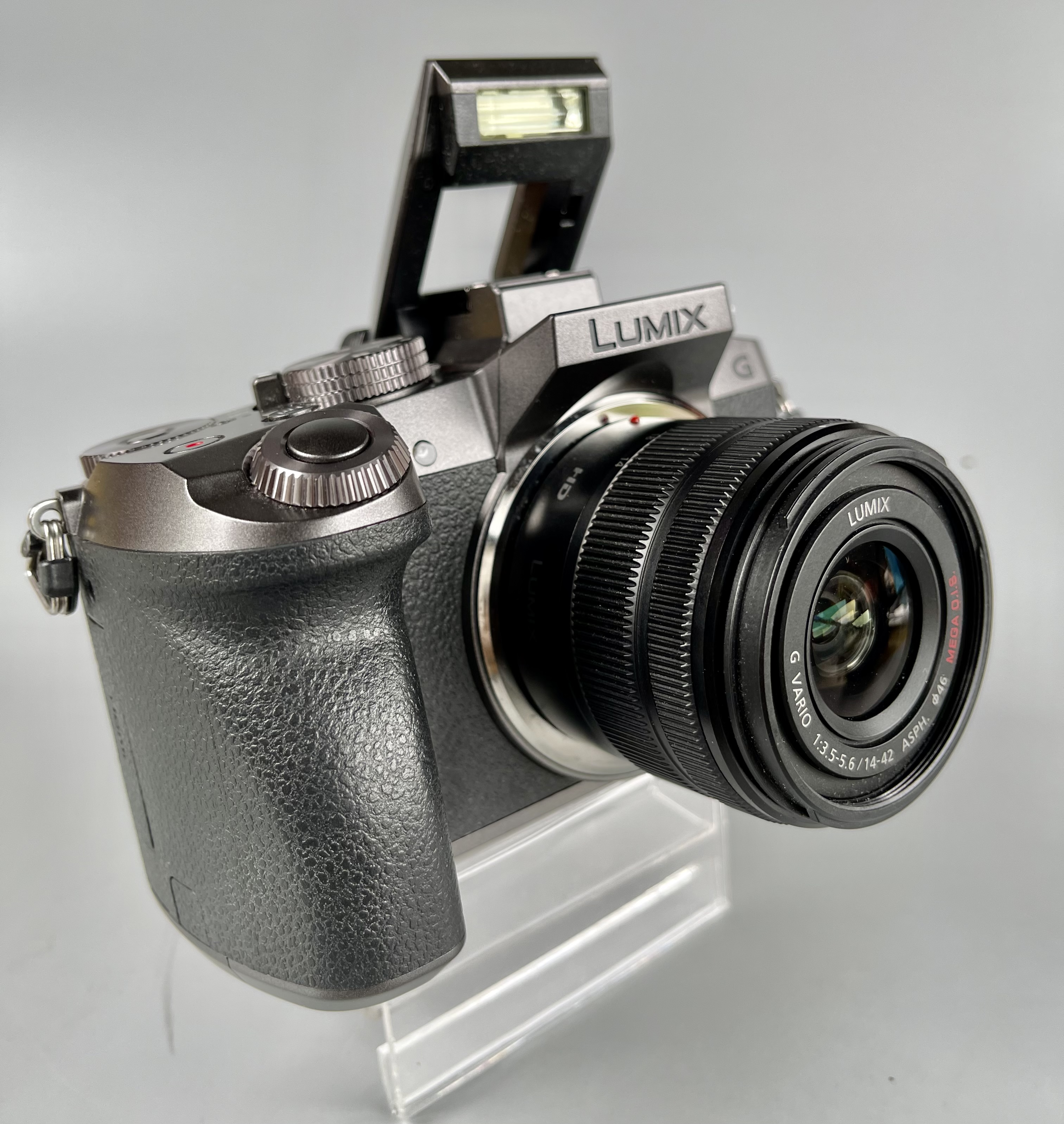 Panasonic DMC-G7 พร้อมเลนส์ 14-42 f3.5-5.6 G Vario Mega OIS สภาพดีมาก Shutter 872 อปกศ