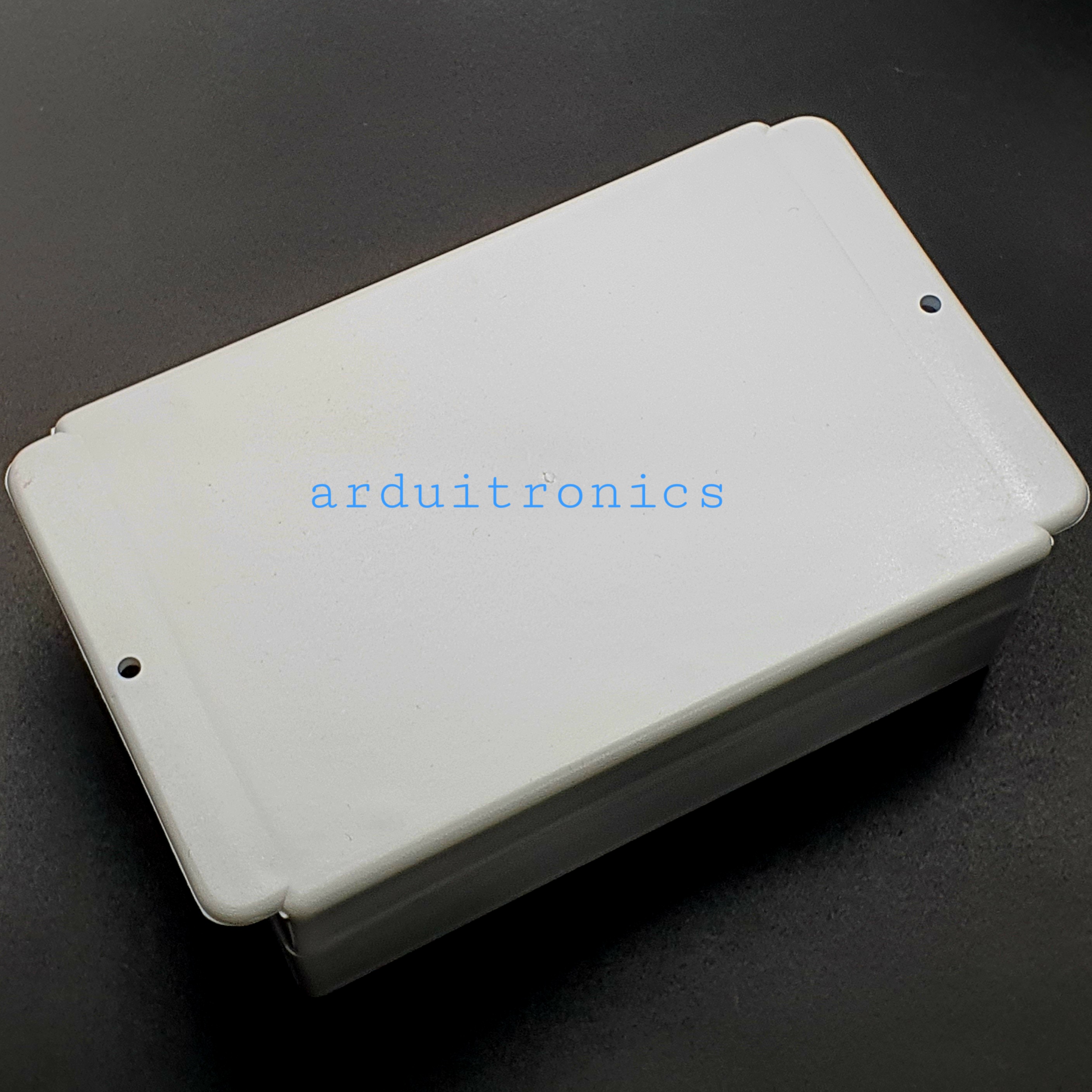 กล่องพลาสติกอเนกประสงค์ ใส่อุปกรณ์อิเล็กทรอนิกส์ FB30 ขนาด 105x150x57mm สีขาว