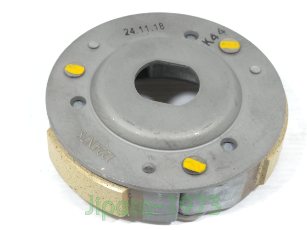 (Moove) ชุดผ้าคลัทช์แรงเหวี่ยง Honda Zoomer X ปี 2016,Scoopy i ปี 2017,Moove งานเกรดเอ