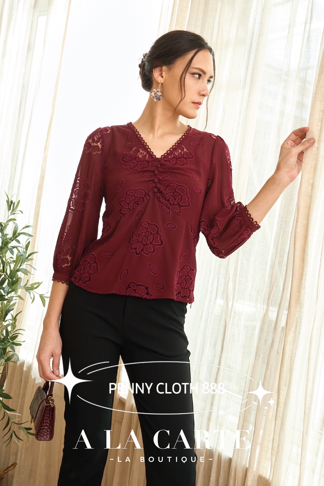 69405 เสื้อ A la carte ผ้าชีฟองงานปักฉลุขึ้นใหม่ ทรงคอวี คัทวีใต้อก มีซับใน ซิปข้าง สวยหรู สีขาว 3XL สีน้ำตาล M สีแดง S-L,2XL,3XL