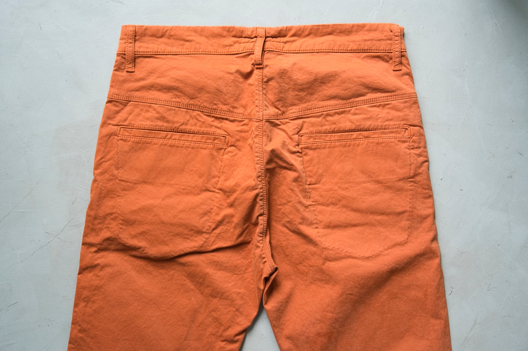 [DEFECT] Khaki Slim Org. Warm Orange กางเกงผ้า Canvas ทรงเข้ารูป Nudie ของแท้ 100%