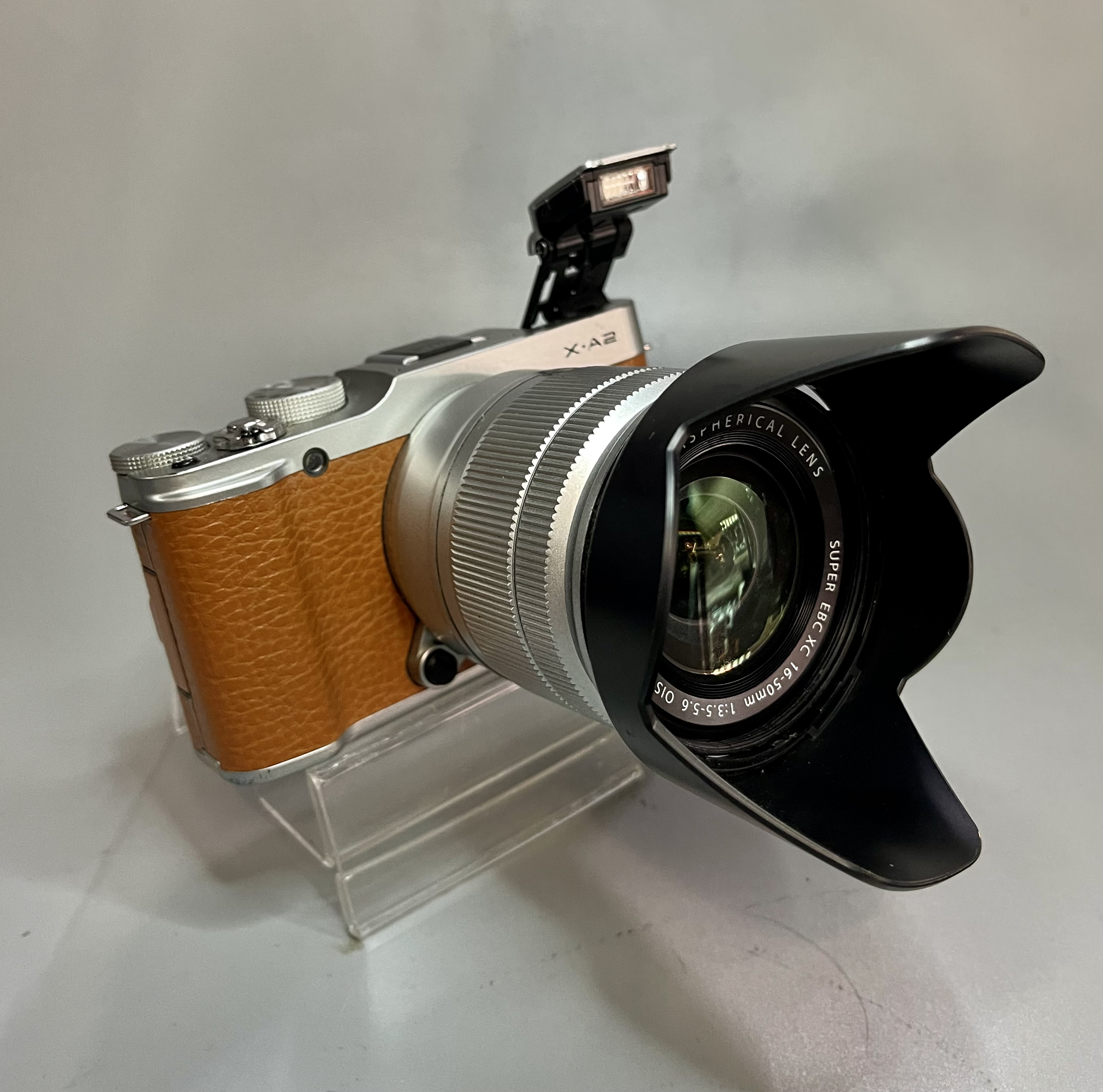 ขาย Fuji xa2 เลนส์ 16 50mm.มี WiFi รุ่นฮิตไม่ตกเทรนเมนูภาษาไทย