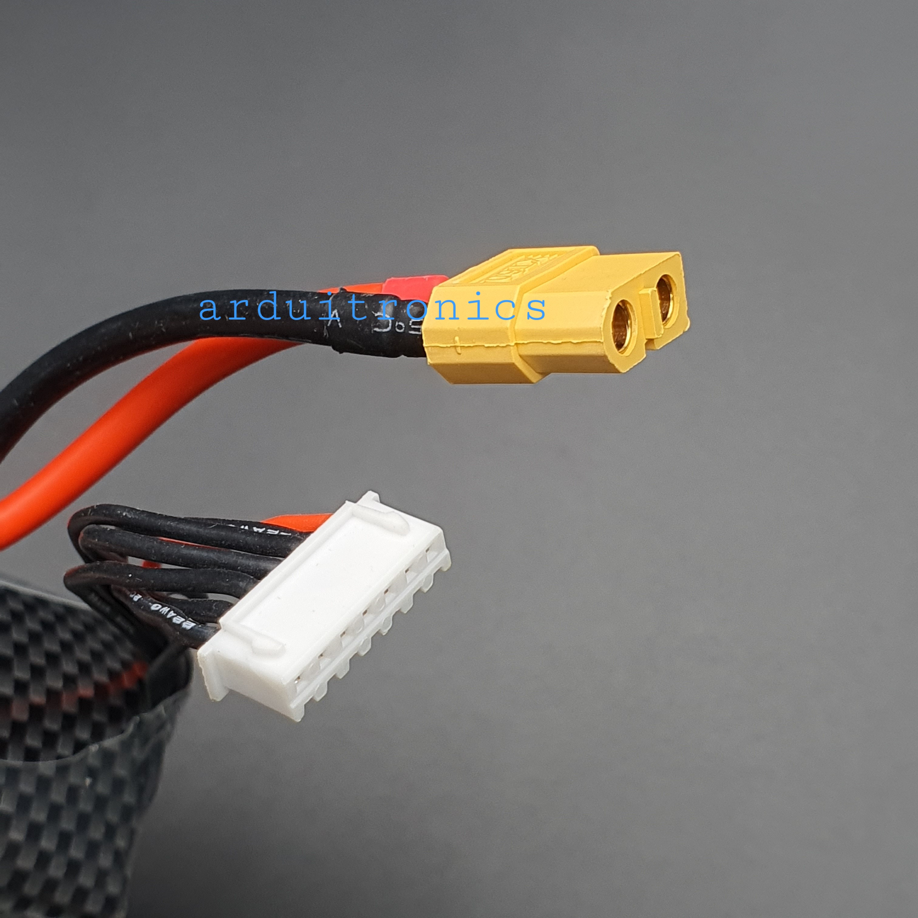 Rechargeable Lithium Battery 3300mAh 6S 22.2V 35C (หัวสายไฟแบบ XT60)