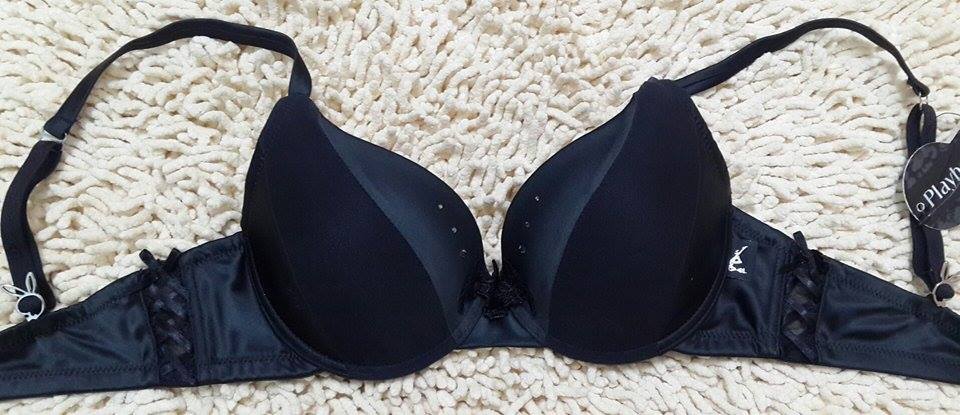 เสื้อชั้นในสตรี Playboy