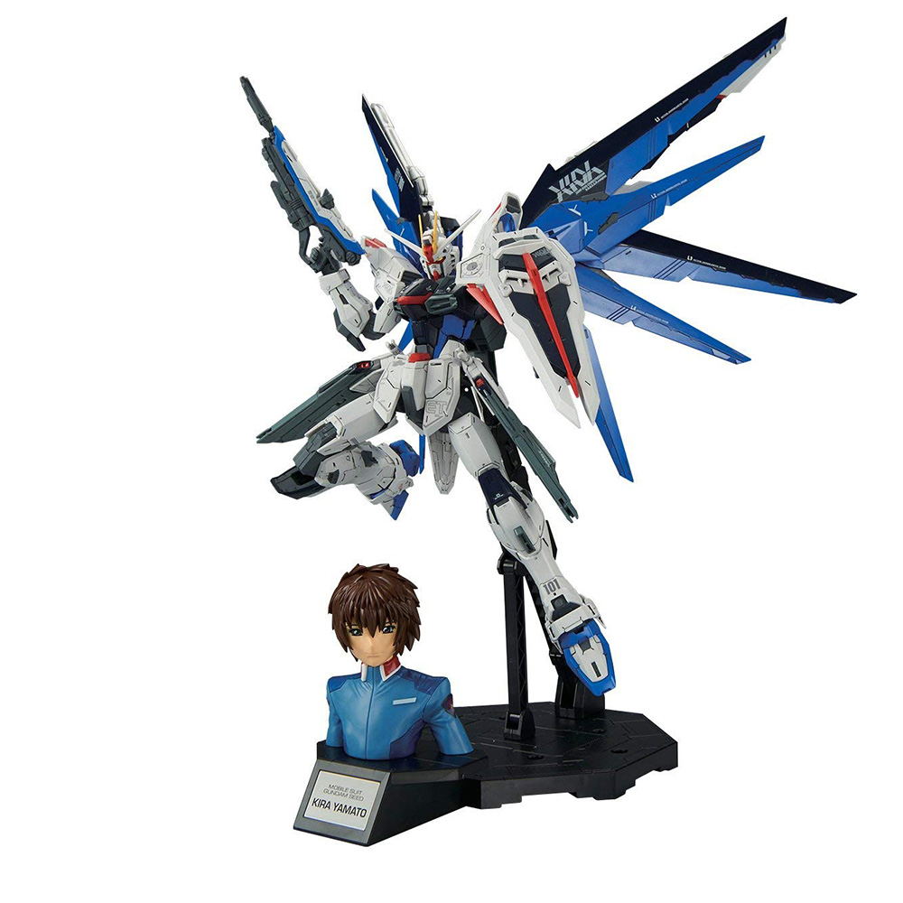 MG 1/100 ZGMF-X10A Freedom Gundam Ver. 2.0 & Figure-rise Bust Kira Yamato Dramatic Combination