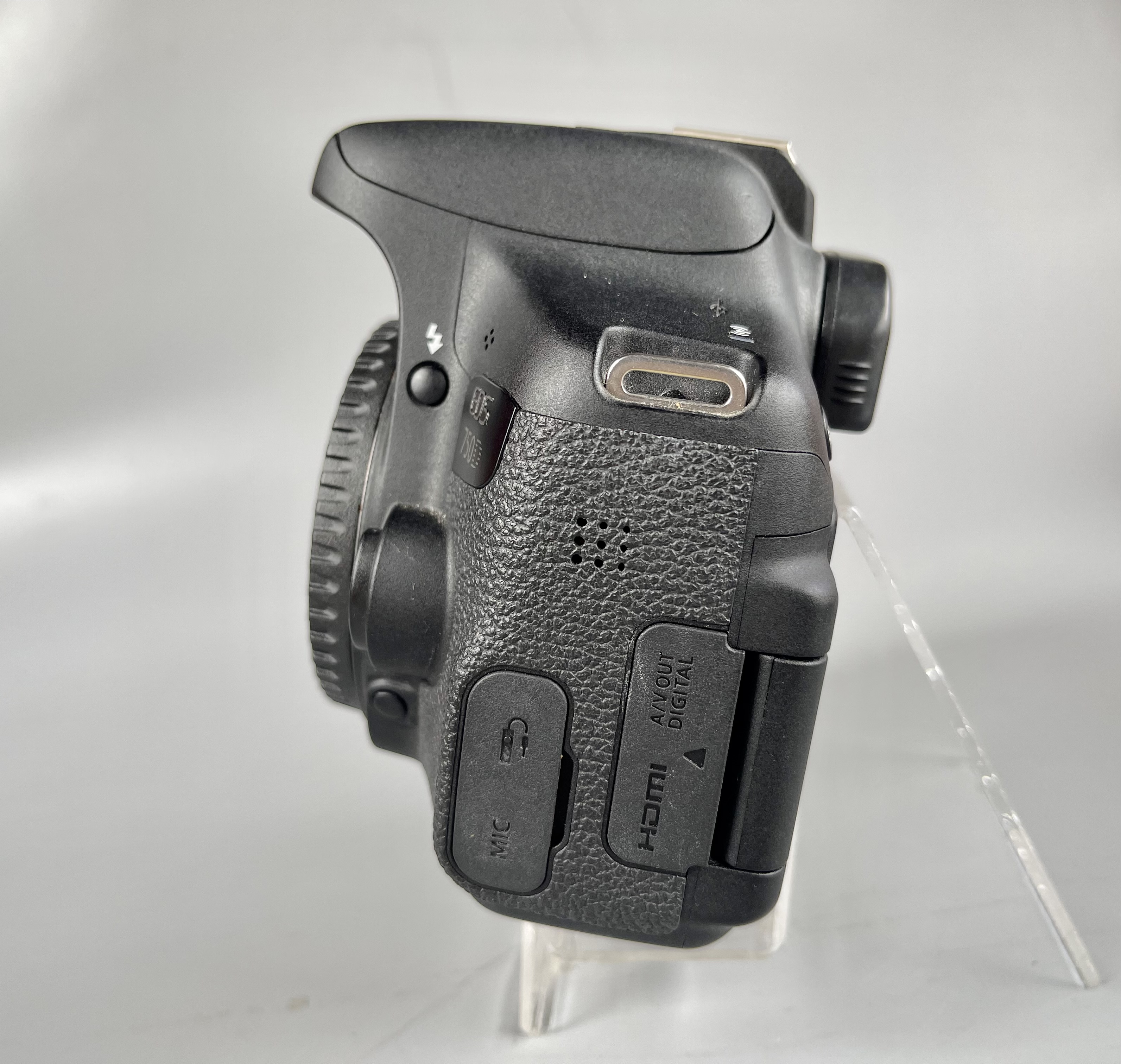 ขายกล้อง Canon 750D เลนส์คิต EF S 18 55 mm f 3.5 5.6 IS TSM หมดประกันศูนย์ ใข้น้อยShutter 9140