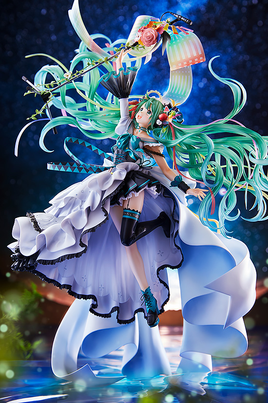 "Pre-Order" Good Smile Company 1/7 Hatsune Miku: Memorial Dress Ver.