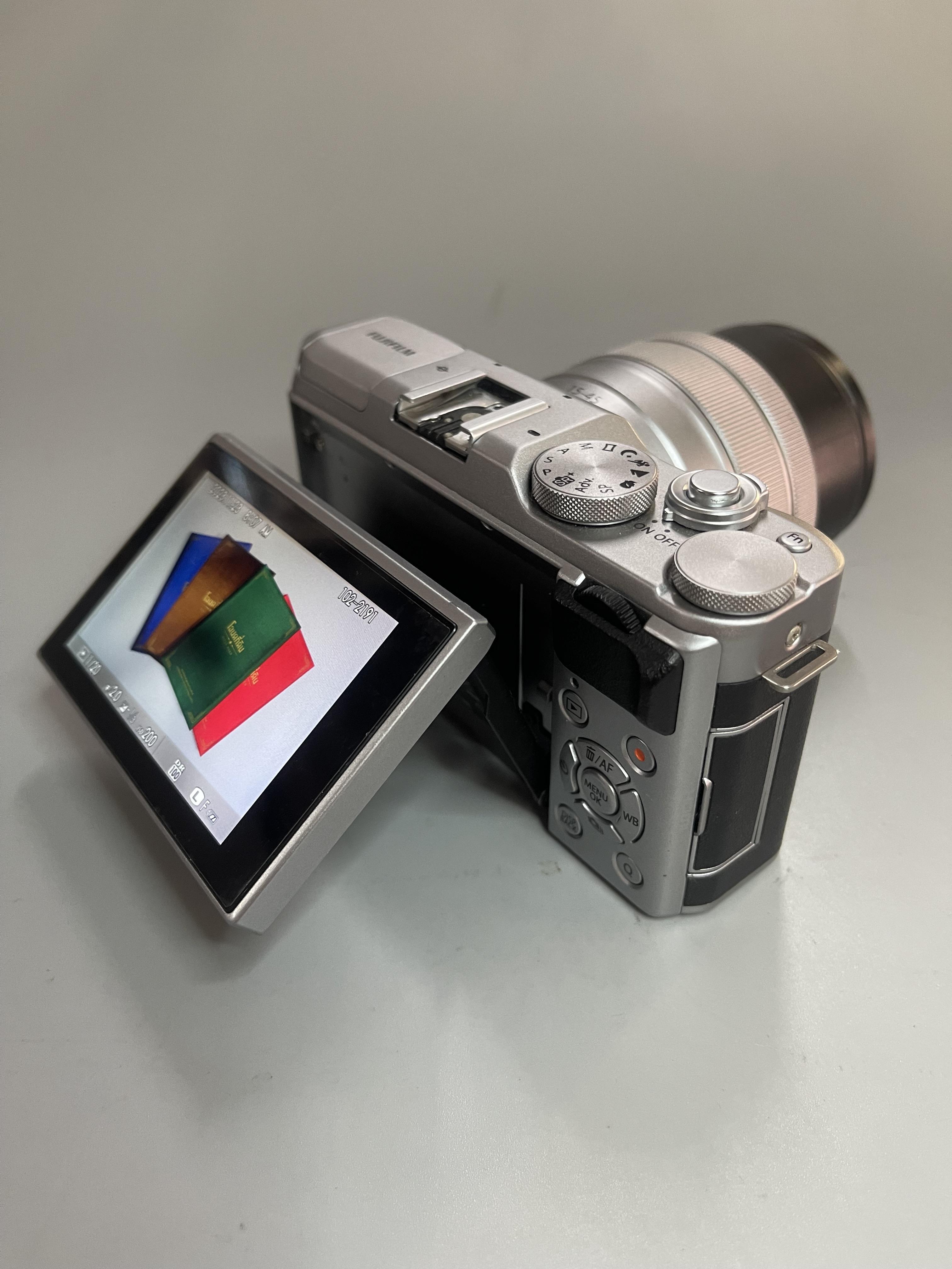 ขายกล้อง X-A5 อดีตระกันศูนย์ เลนส์ XC 15 45mm F3.5-5.6 OIS PZ สภาพมือหนึ่ง