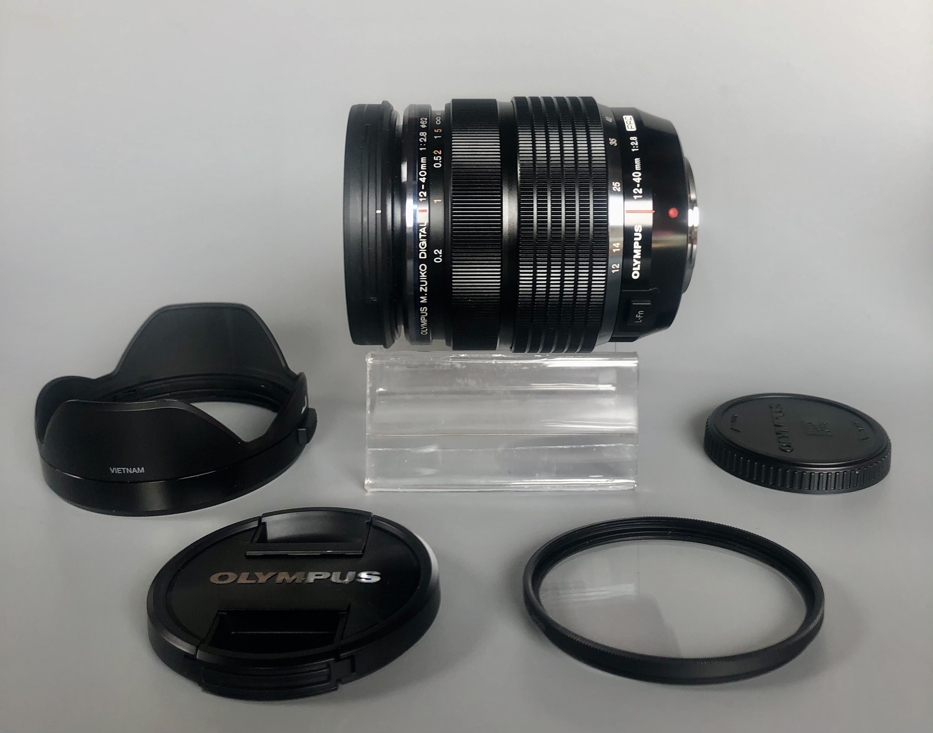 ขายเลนส์ Olympus M. Zuiko Digital ED 12-40mm f/2.8 PRO สภาพใหม่เอี่ยม