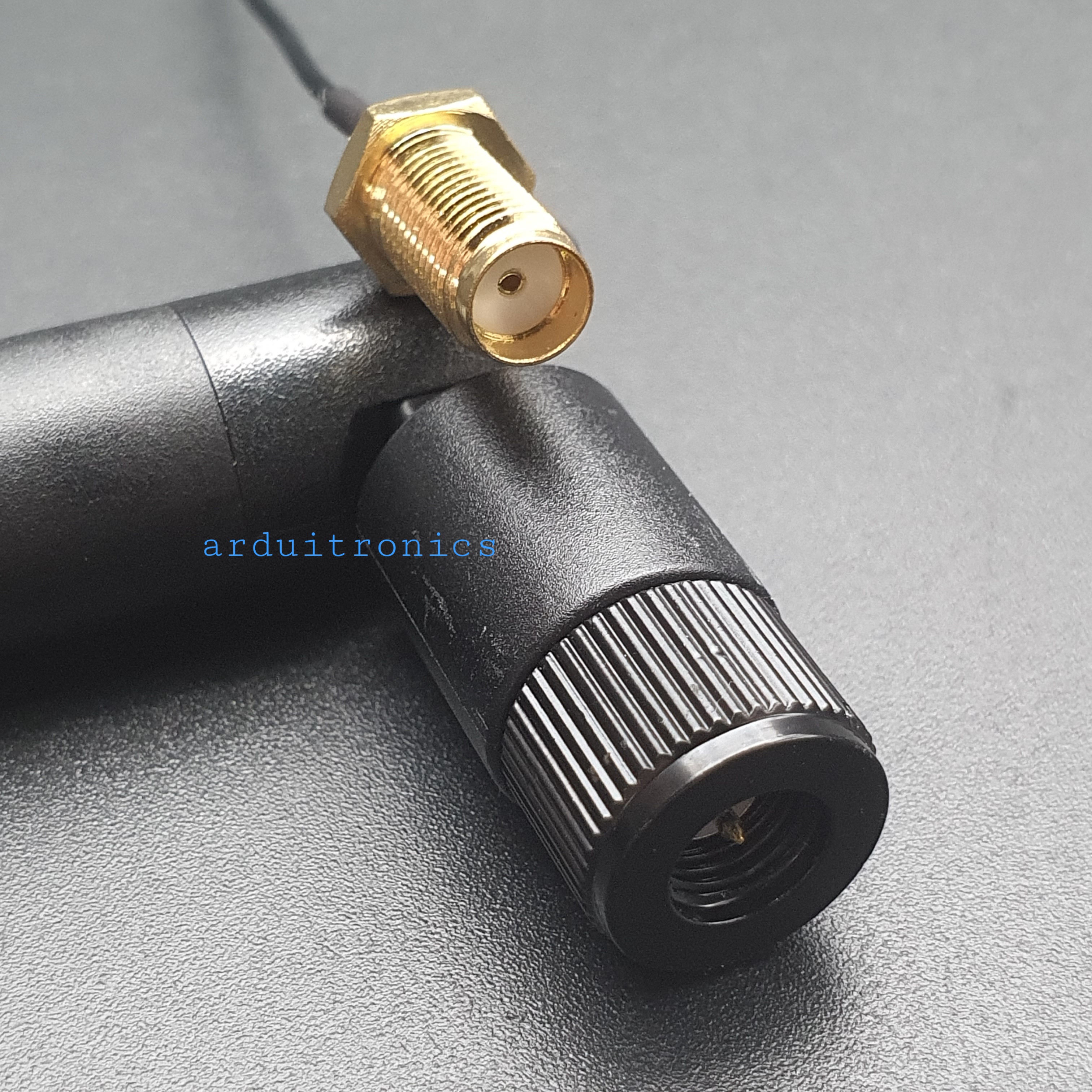 เสาอากาศความถี่ 2.4GHz 5dBi Omni WiFi Antenna with Cable (2.4 - 2.5 GHz)
