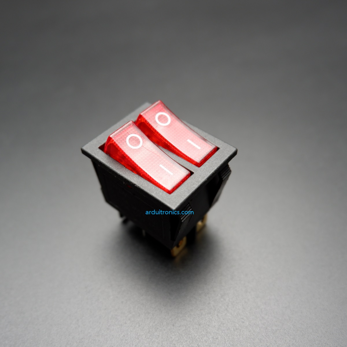 สวิตช์ไฟเปิด/ปิด แบบหัวคู่ KCD3-101N 15A 250VAC (2x3 ขา สีแดง)