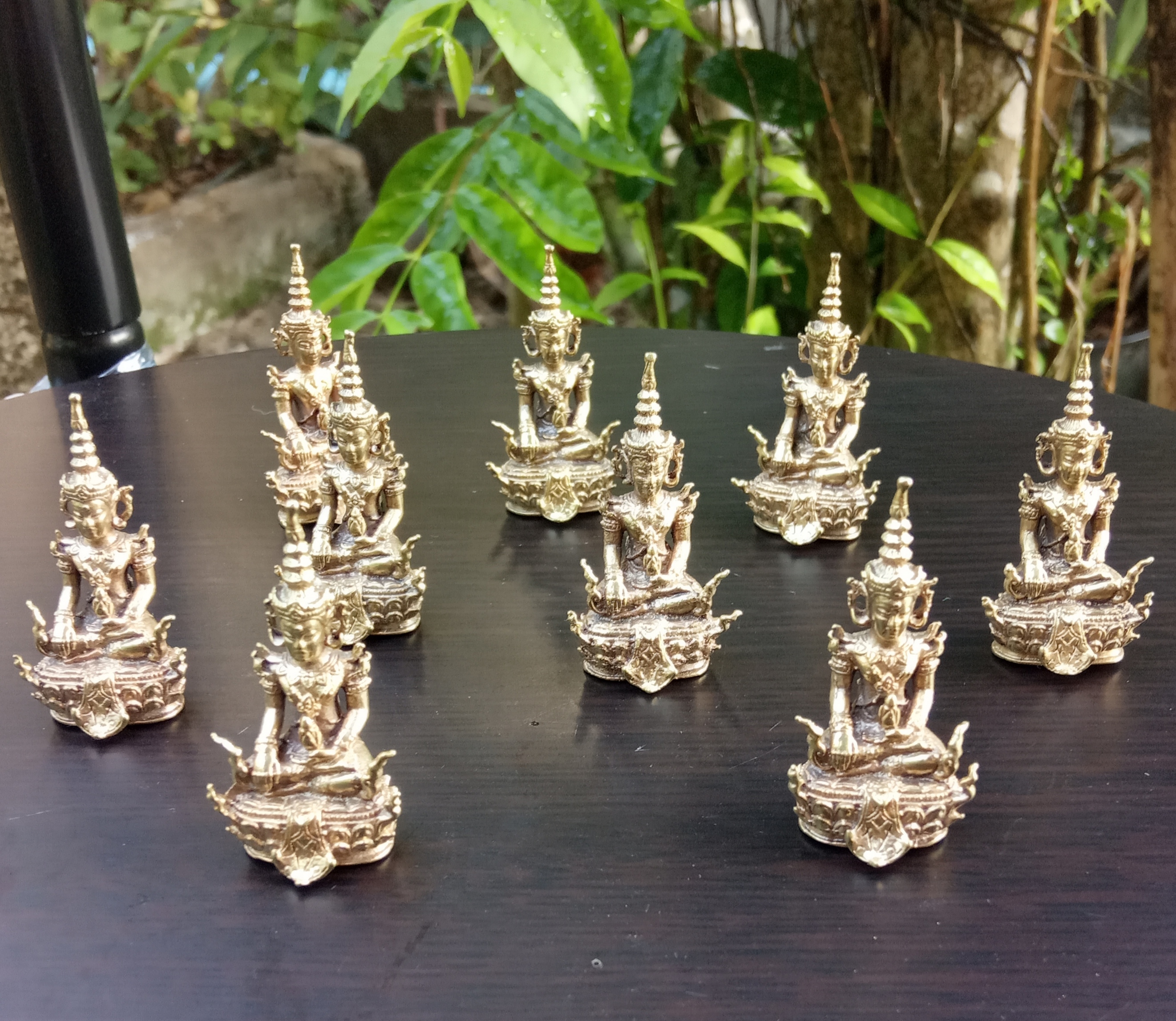 สมเด็จองค์ปฐม มหาจักรพรรดิ์ เนื้อทองเหลือง 2 * 4.5 cm