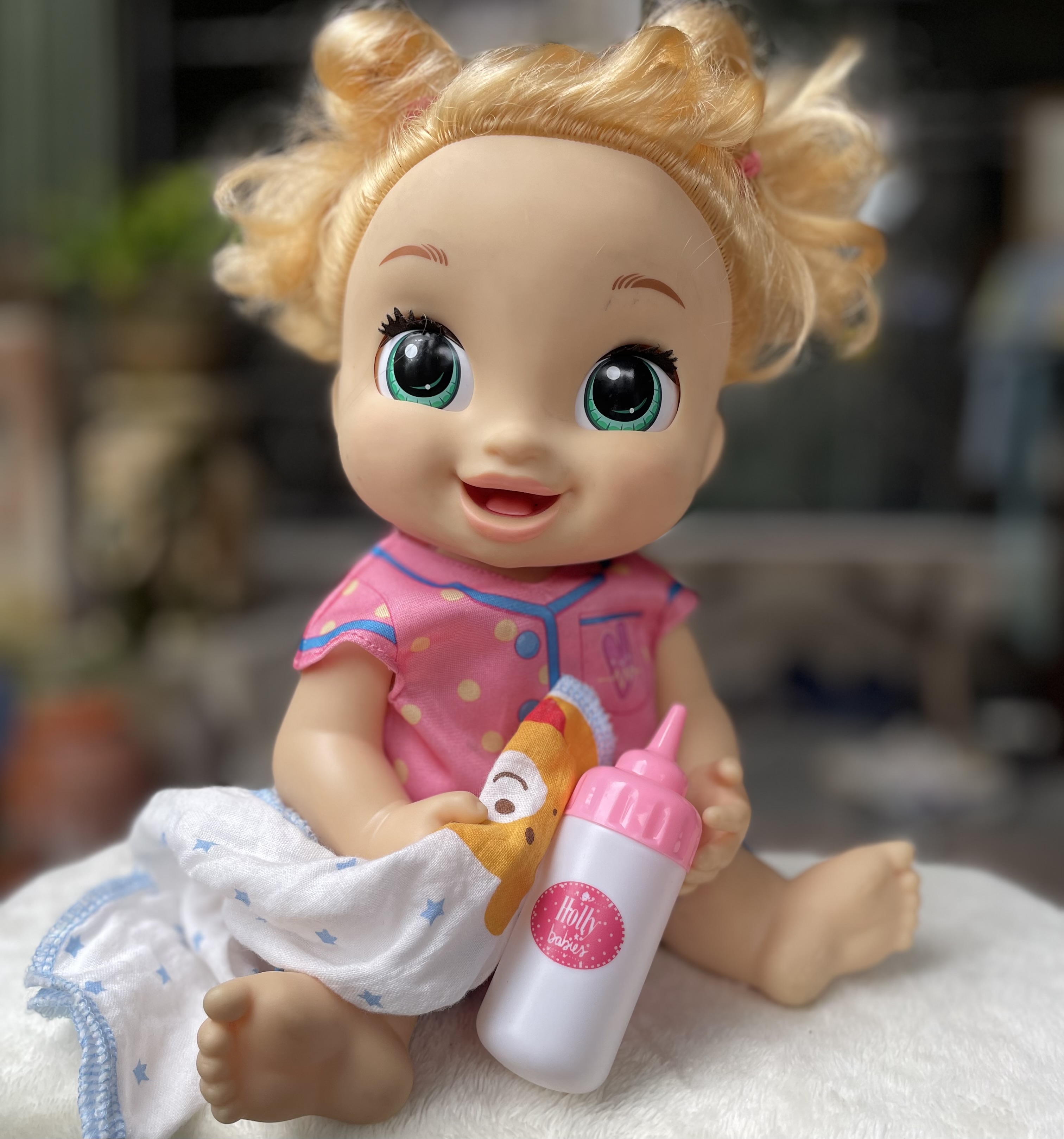 ตุ๊กตาเบบี้อไลฟ์ 12 นิ้ว Baby Alive ตุ๊กตาดูดนมได้ พูดได้ ลืมตา หลับตา แขนขาขยับได้