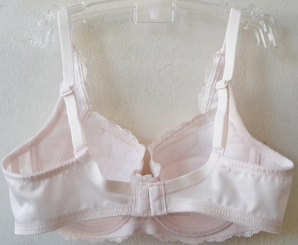 เสื้อชั้นในสตรี Diva by Triumph