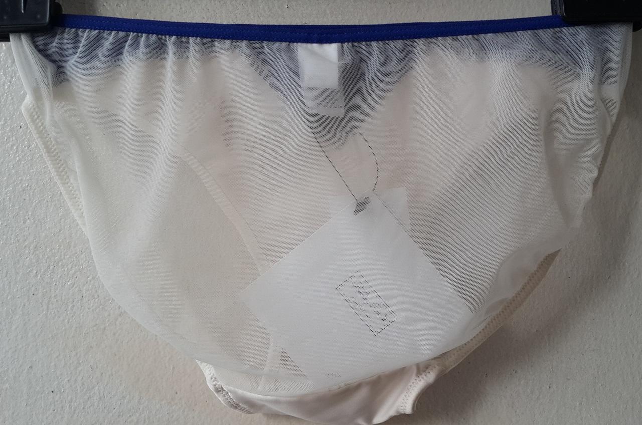 กางเกงชั้นในสตรี Playboy