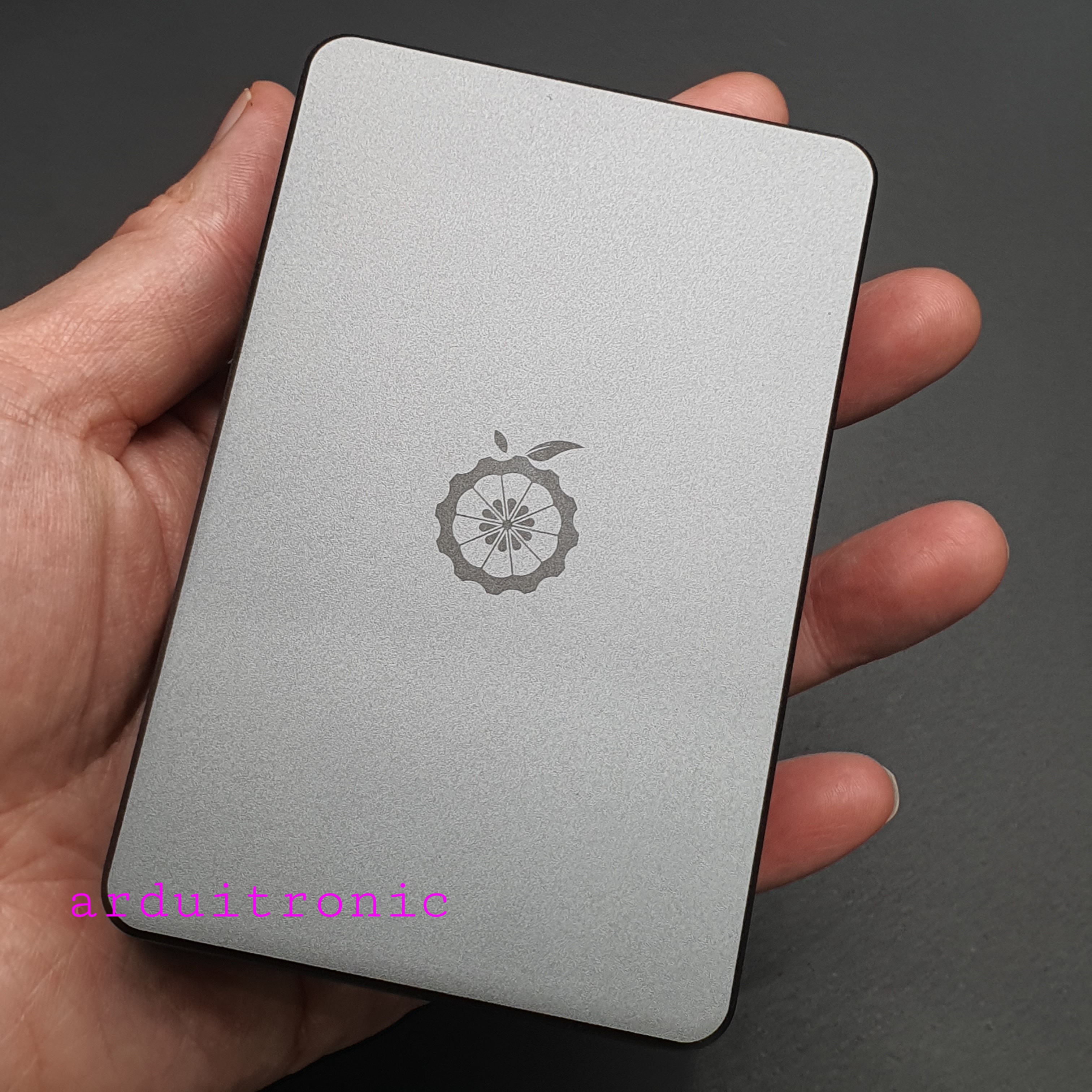 กล่องโลหะพิเศษ สำหรับ Orange Pi 5 / 5B Development Board กล่องโลหะพิเศษ พร้อมเสาอากาศ