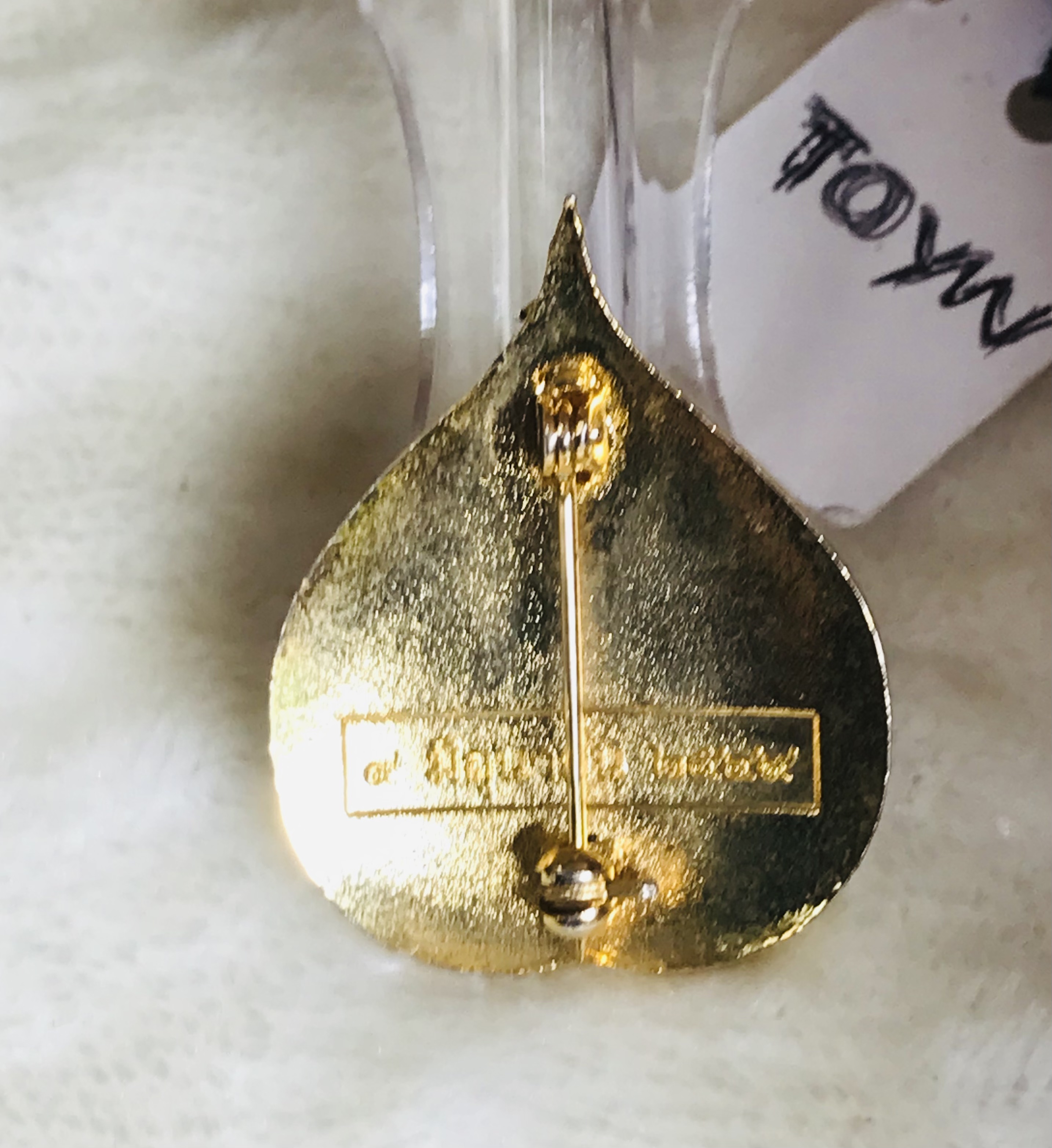 เข็มกลัดที่ระลึก เข็มกลัด ภปร. วาระฉลองสิริราชสมบัติครบ 60 ปี พ.ศ. 2549 กะไหล่ทองลงยา ในหลวง รัชกาลที่ 9