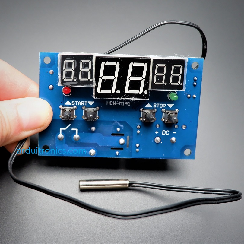 XH-W1401 Digital Temperature Controller with NTC Sensor (พร้อมแผงแสดงผลแบบ 7 Segment LED)