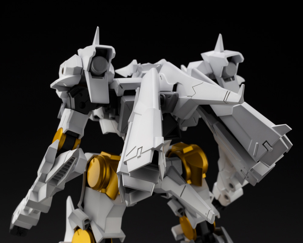 "Pre-Order" Frame Arms Type-Hector Durandal