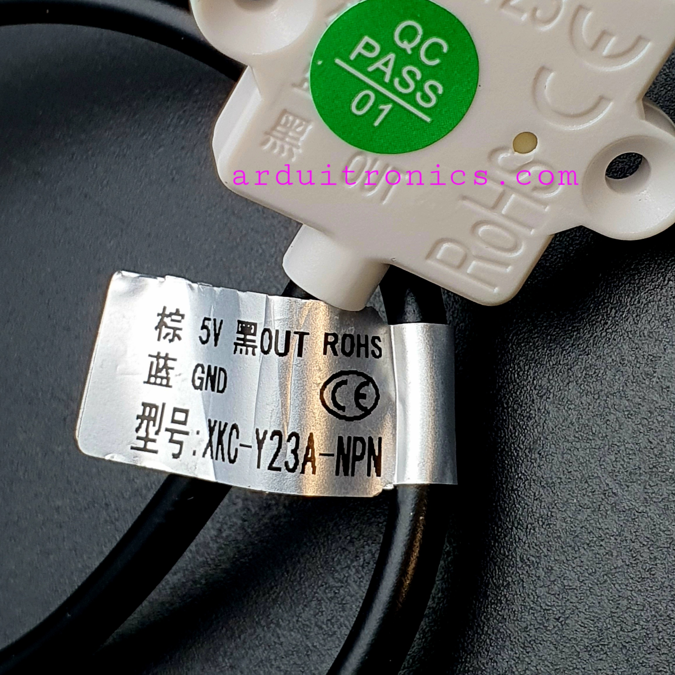 Non-contact Liquid Level Sensor XKC-Y23A-NPN (5V)