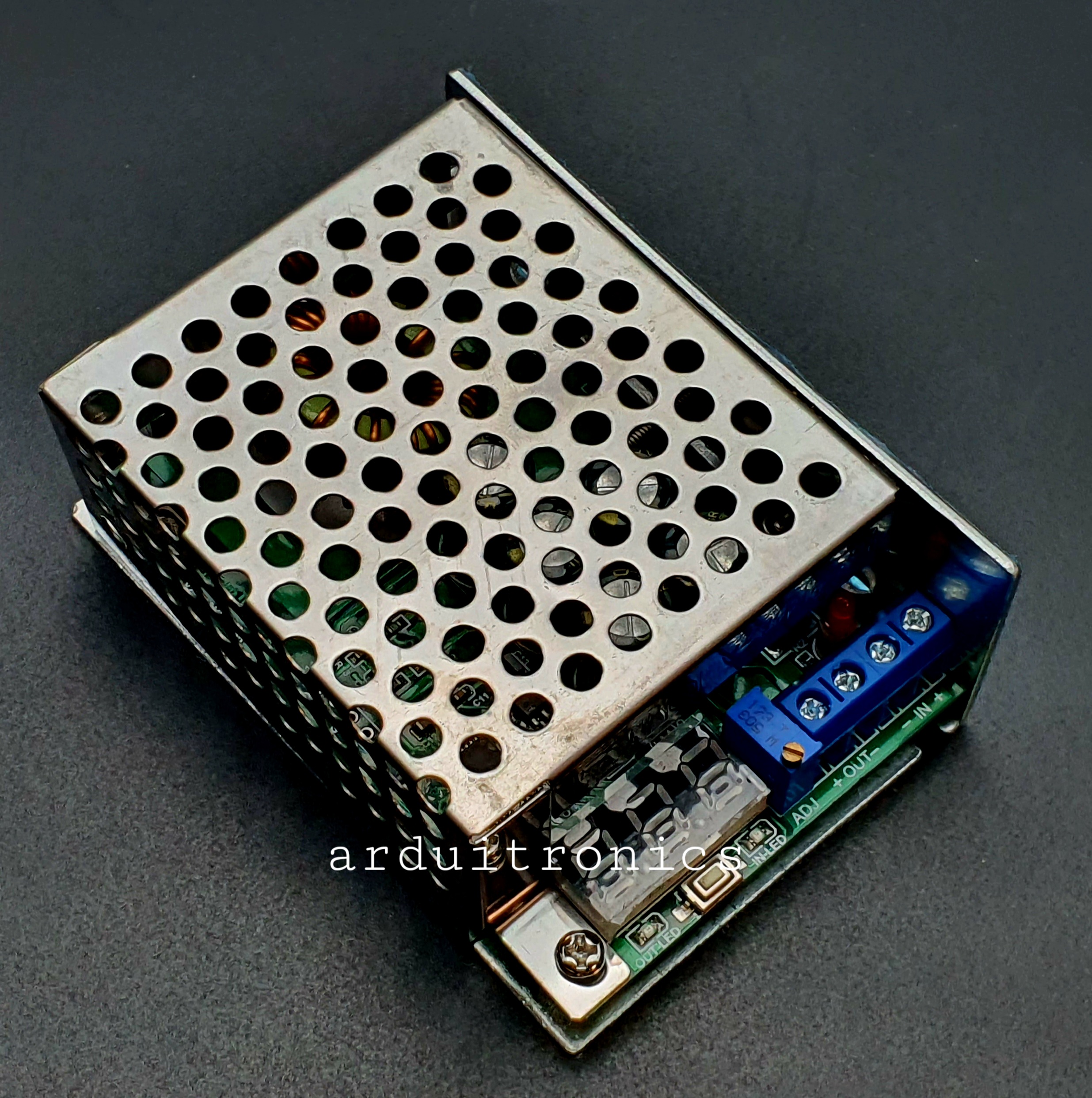 DC Step Down [3.5-30V to 0.8-29V] 8A 100W build-in Voltmeter