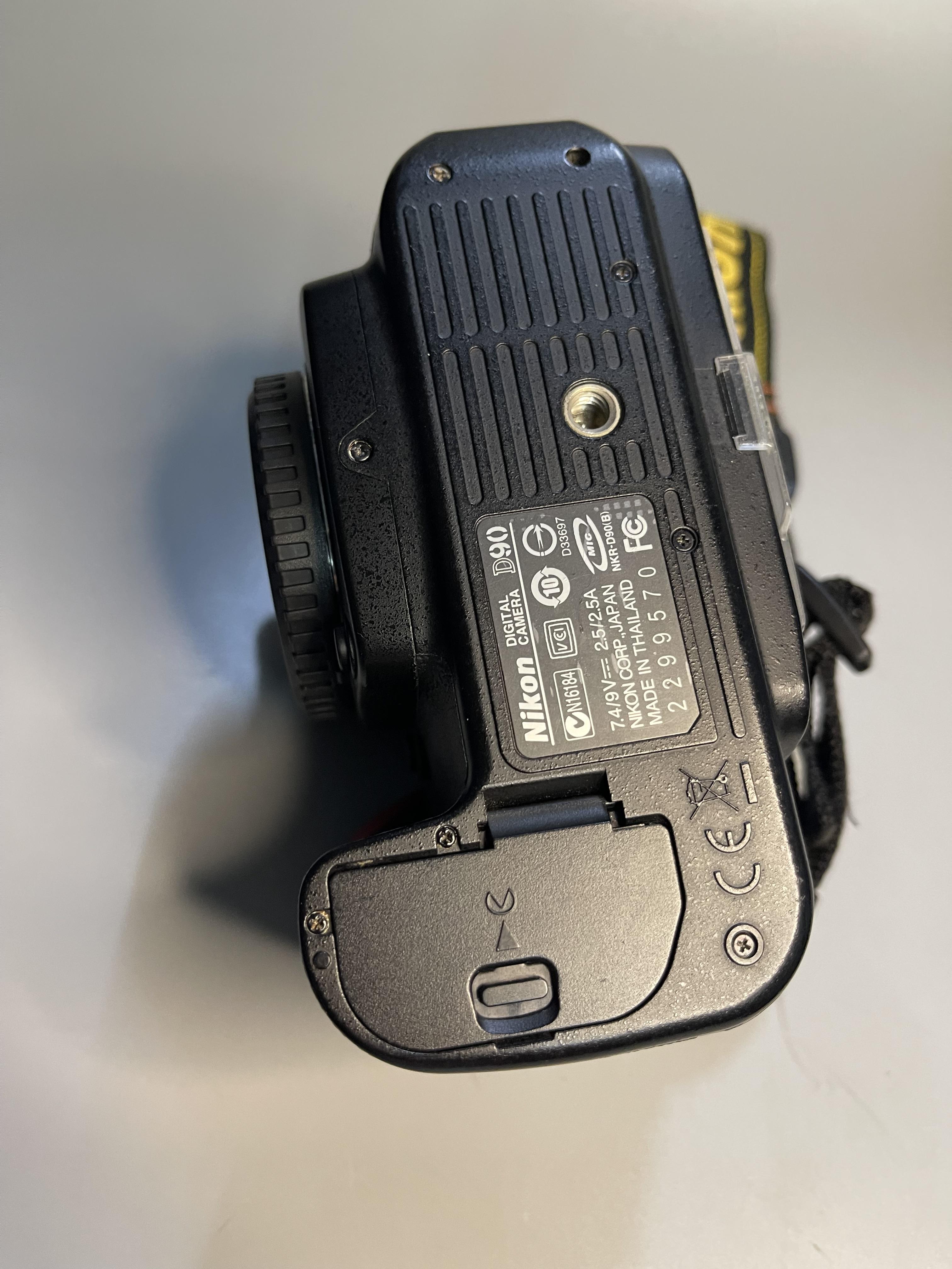 ขายกล้องNikon D90 (body)DSLRยอดนิยมในอดีต สวยคัดพิเศษ แถมGripใช้น้อยขัตเตอร์ 17873