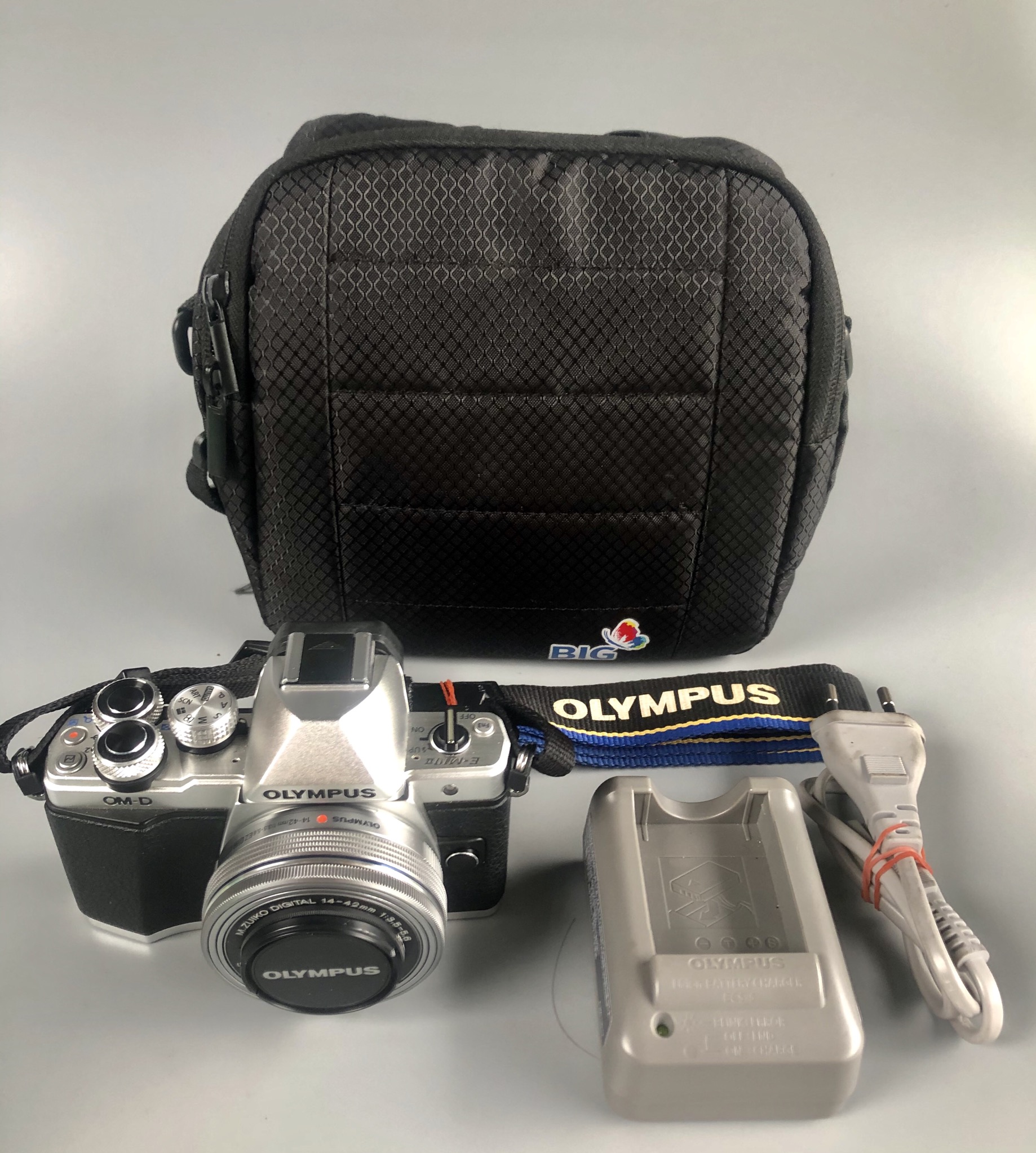 กล้อง Olympus OMD EM10 Mark II kit 14-42 สวย Shutter 7417
