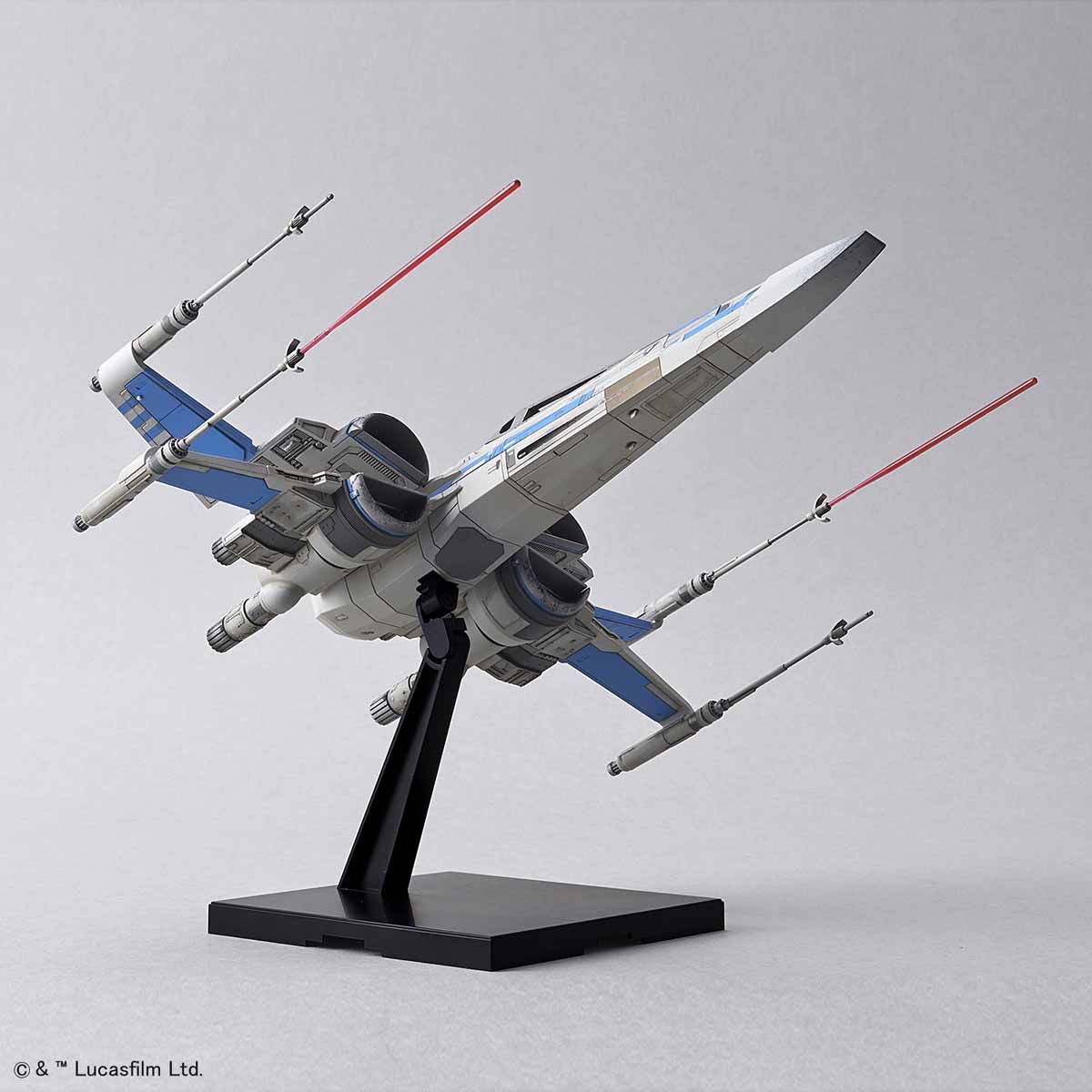 1/72 Blue Squadron Resistance X-Wing Fighter (Star Wars : The Last Jedi)