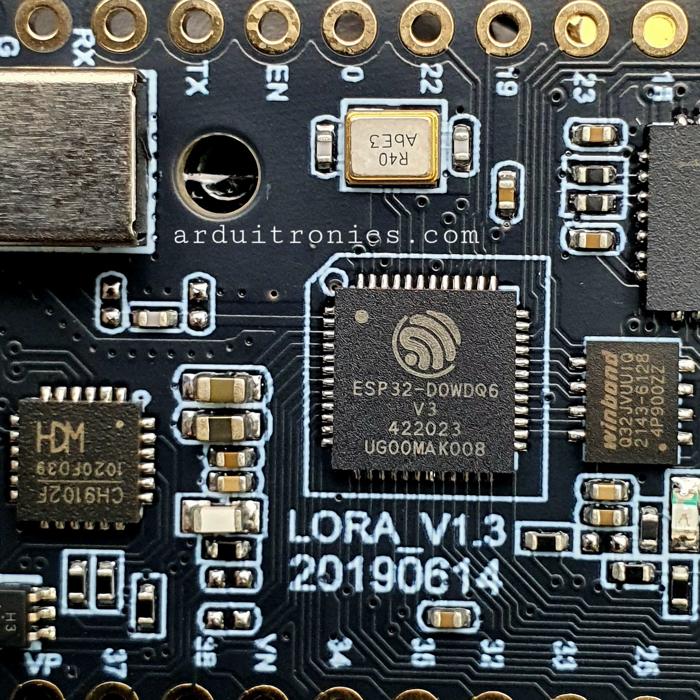 TTGO SX1276 V1.3 LoRa32 868MHz + ESP32 with OLED 0.96 inch (Blue Screen) + Antenna + Cable