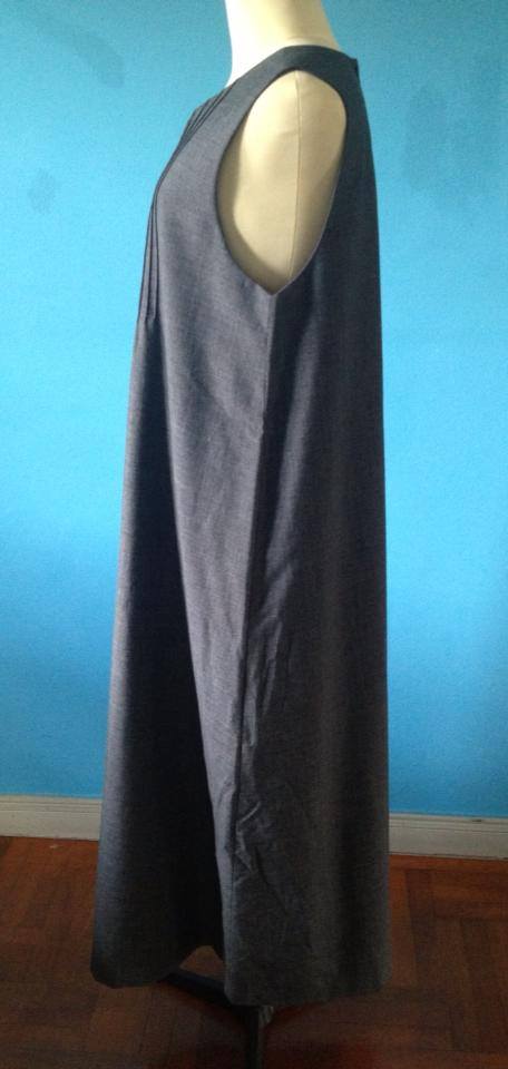 ชุดคลุมท้องสีเทา ลูกเล่นตีเกล็ดด้านหน้า ซับในสวยงาน. แบรนด์ญี่ปุ่น