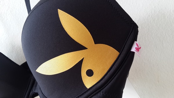 เสื้อชั้นในสตรีPlayboy