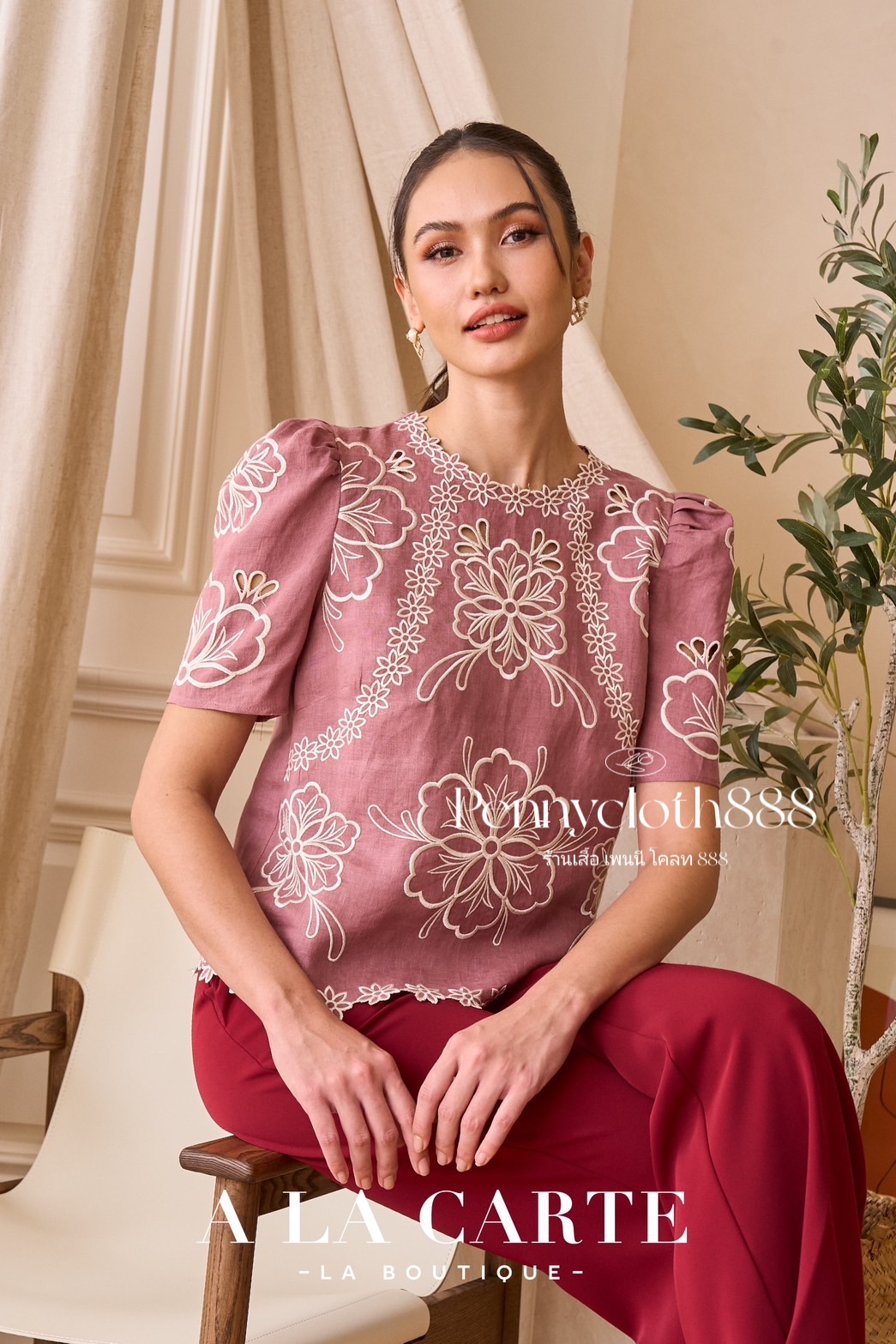 69688 เสื้อ A La Carte ลินินเนื้อนุ่ม แขนสั้น งานปักฉลุด้ายครีม มีซับในคอตตอน