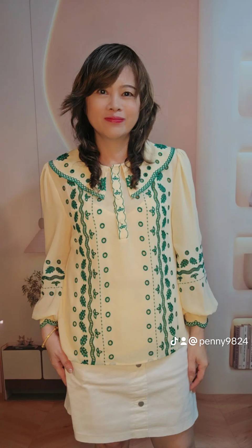 69689 เสื้อ A La Carte ชีฟองคอปก งานปักฉลุขึ้นใหม่ มีกระดุมหน้า 3 เม็ด มีซับใน by PENNY CLOTH 888