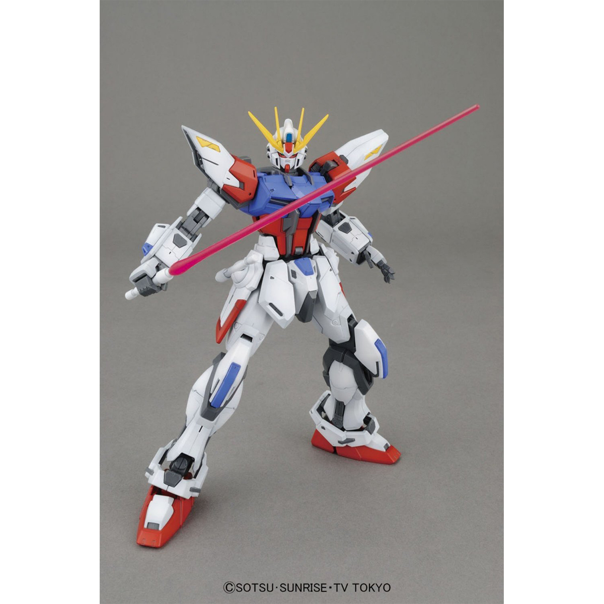 MG 1/100 GAT-X105B/FP Build Strike Gundam Full Package
