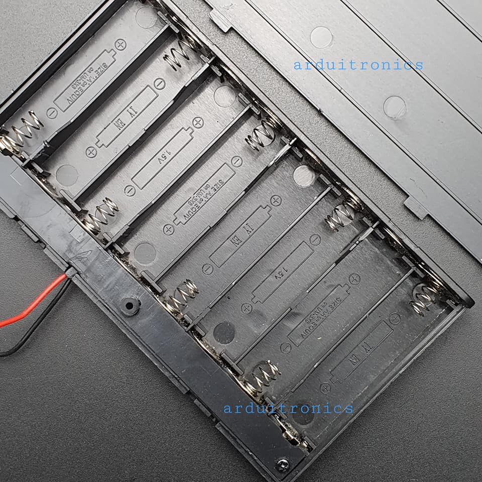 Battery Box รางถ่าน 8 ก้อน AA 12V (ก้อนละ 1.5V) แบบมีฝาปิด และมีสวิทช์เปิดปิด