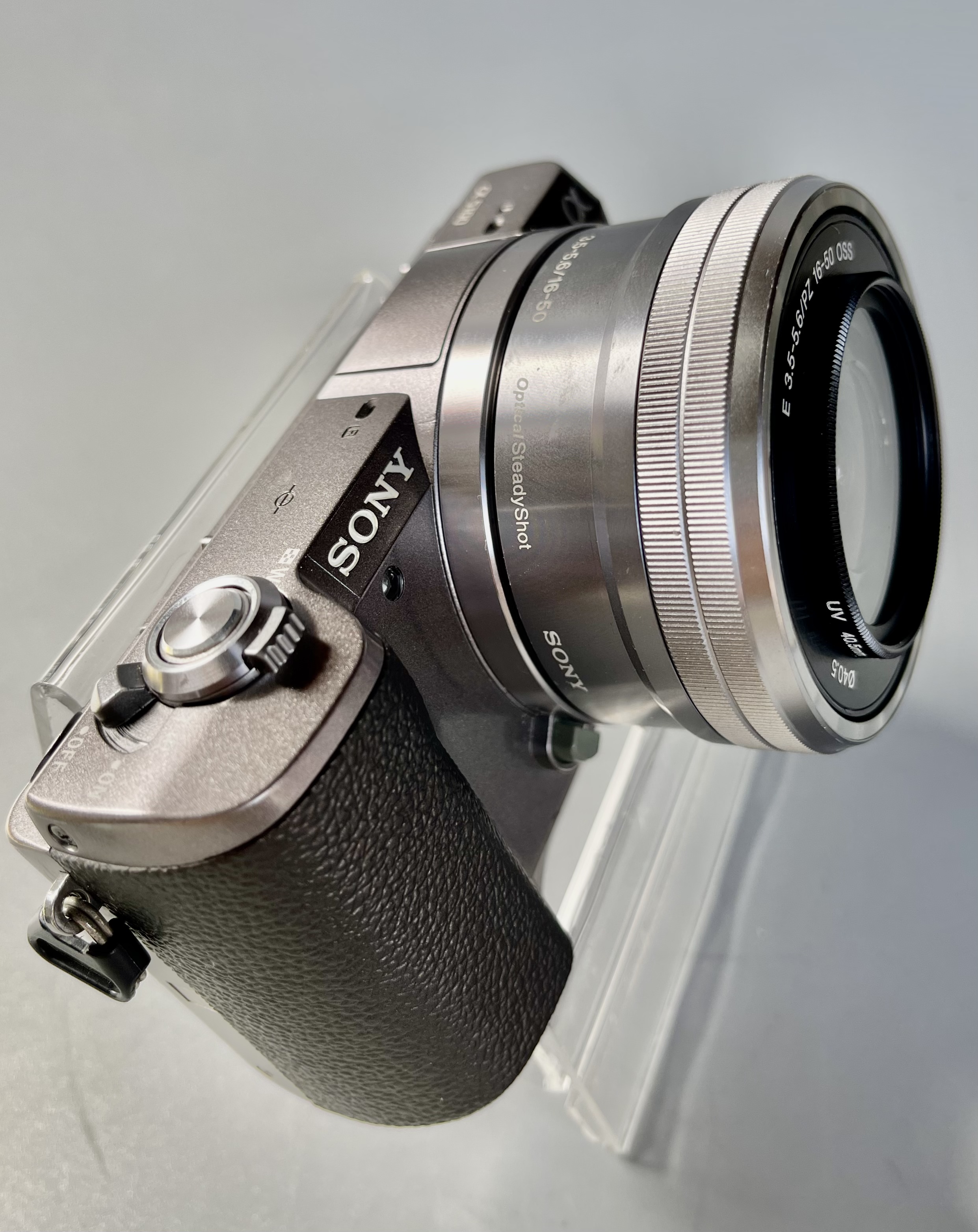 ขายกล้อง Sony A5100 เลนส์16 50mm f3.5 5.6 ISS หมดประกันศูนย์ และเลนส์Fix Meike 35mm f1.7