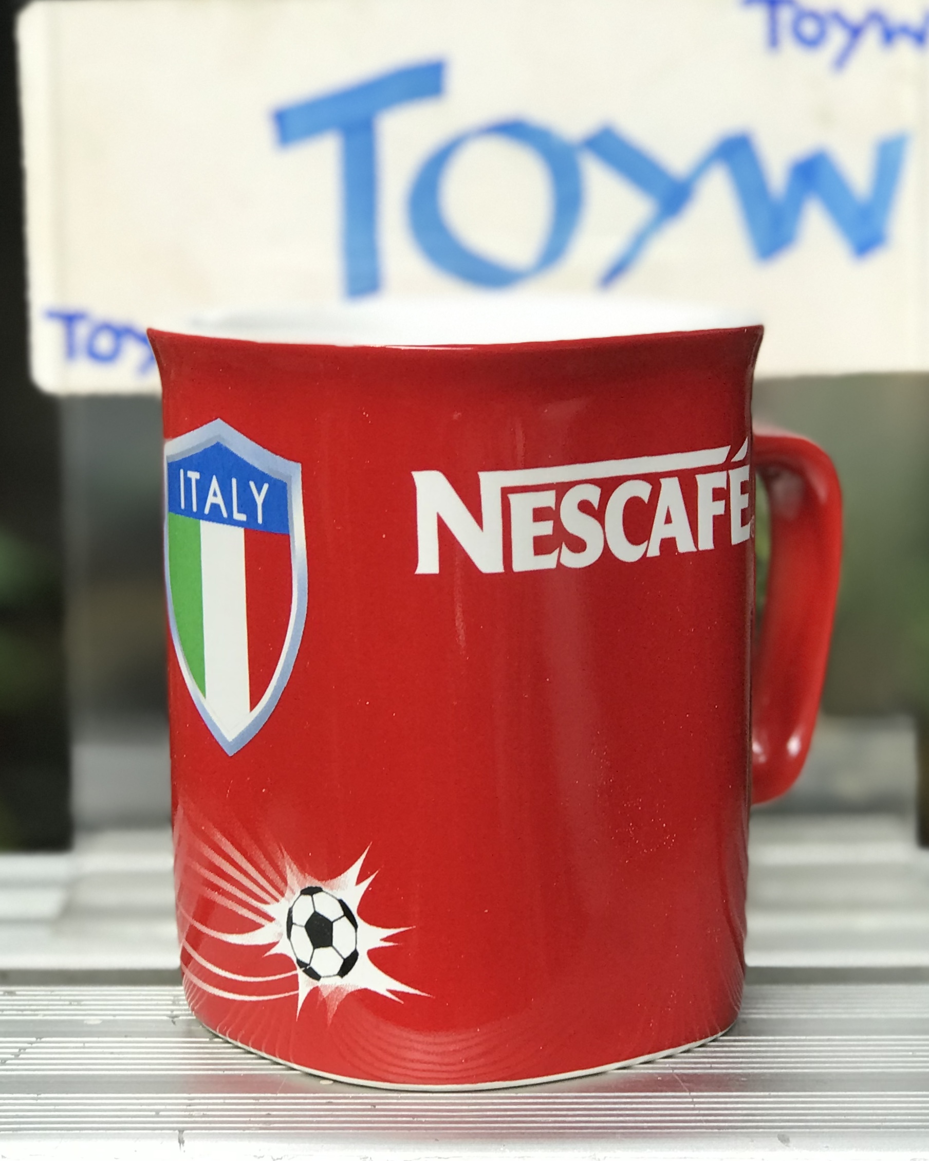 ใบละ 79 บาท แก้ว Nescafe แก้วมัค แก้วกาแฟมีหูจับ ใส่ร้อนใส่เย็น ทีมฟุตบอลสเปน Spain เยอรมัน Germany อิตาลี Italy ฟุตบอลโลกจาก Nescafe เนสกาแฟ