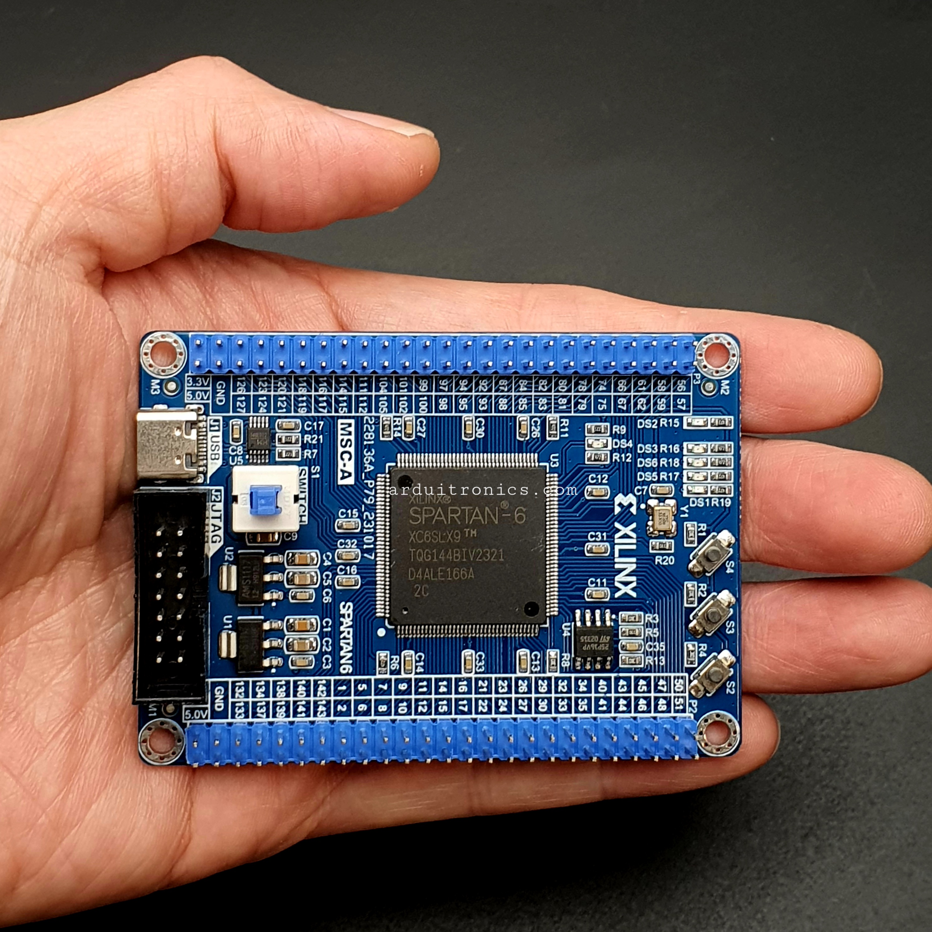 Xilinx Spartan-6 FPGA Development Board (XC6SLX9-2TQG144C) แถมสาย USB และ jumper