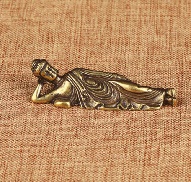 พระนอนพระพุทธเจ้า ขนาด 1.2 x 4.5 เซนติเมตร