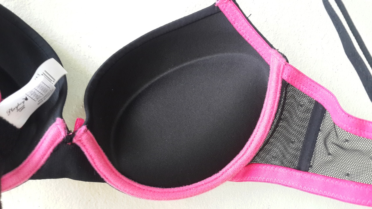 เสื้อชั้นในสตรี Playboy