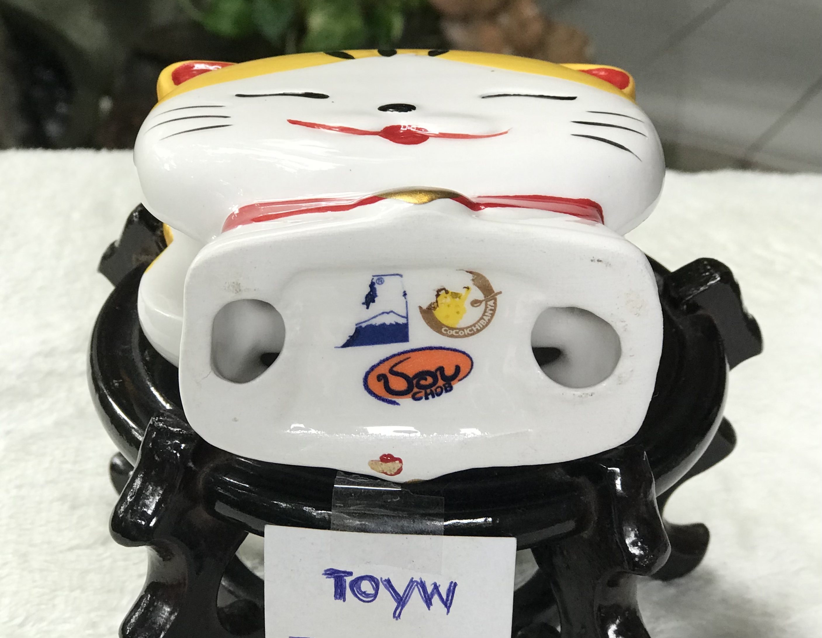 ชิ้นละ 390 บาท ของที่ระลึก ของพรีเมี่ยม Lucky Cat ภัตตาคารอาหารญี่ปุ่นฟูจิ ปี 2024 Napkin Holder แมวเนโกะ แมว Fuji อาหารญี่ปุ่นฟูจิ