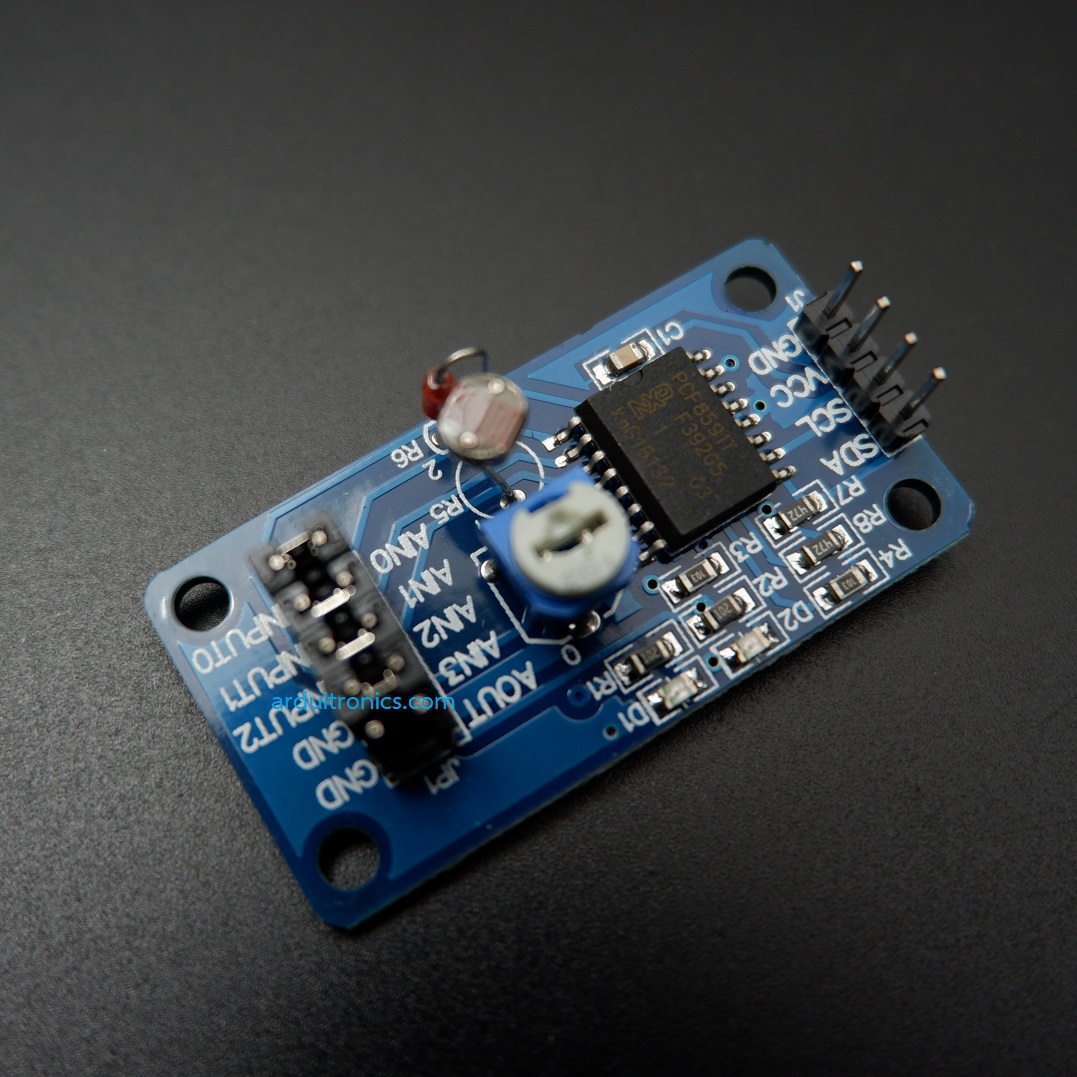 PCF8591 A/D D/A Converter Module (with on-board Light and Temp. Sensor)