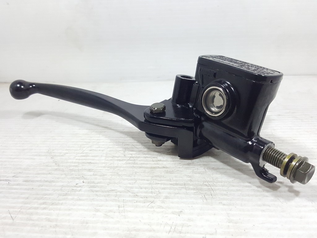 ชุดแม่ปั๊มเบรคหน้าตัวบน (มีให้เลือกด้านใน หลายรุ่น) งานไต้หวัน เกรดเอ