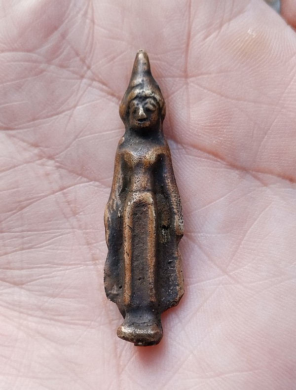 พระพุทธปางเปิดโลก หล่อโบราณ ทองเหลืองเก่า 1.4x4.5cm
