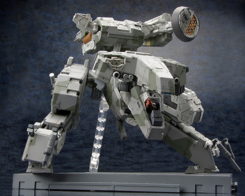 "Pre-Order" 1/100 Metal Gear REX (Metal Gear Solid 4 Ver.)