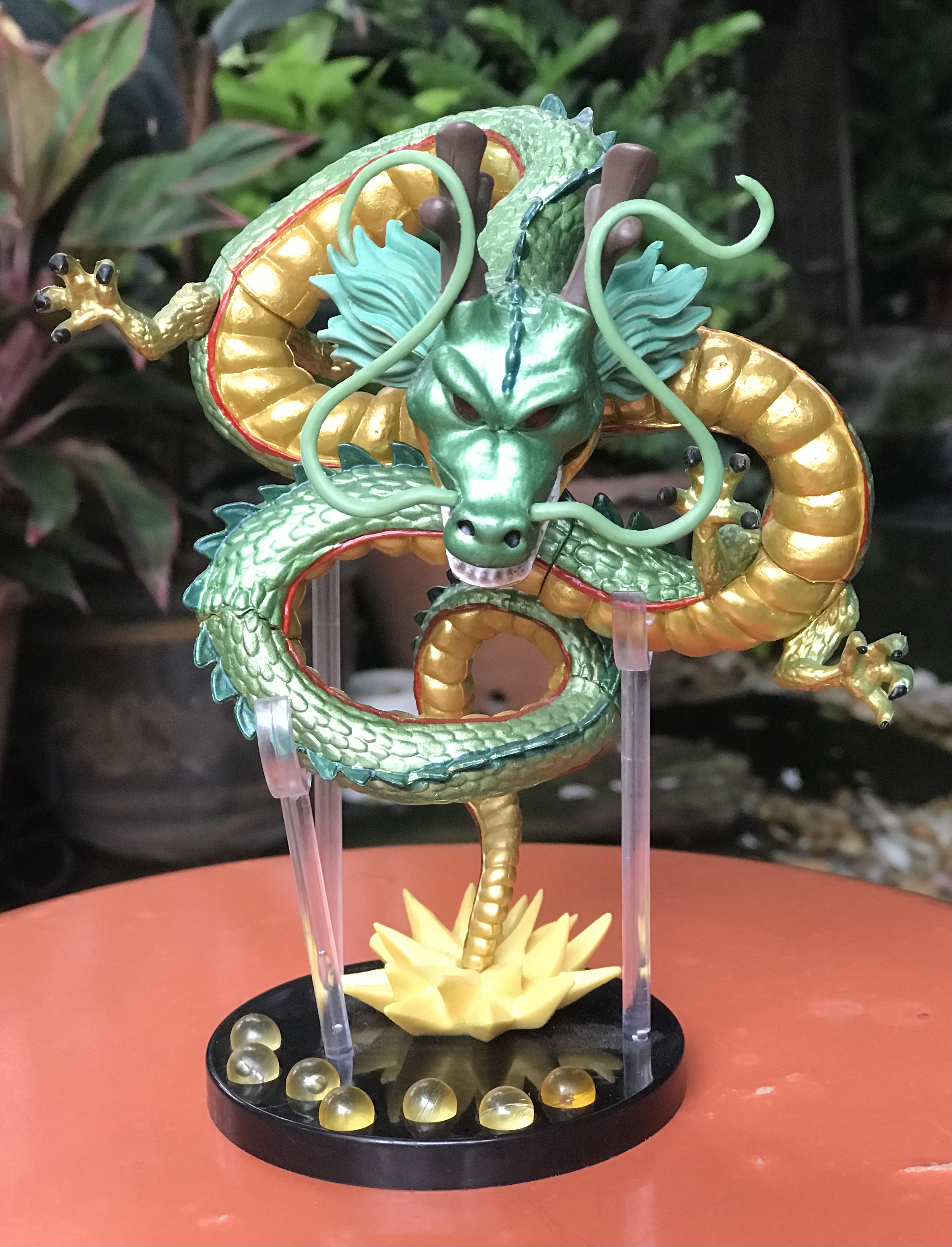โมเดลเทพเจ้ามังกรสีเขียว Dragonball พร้อมลูกแก้วดราก้อนบอล 7 ลูก Crystal Ball ขนาด 4.3 cm. และแท่นวาง